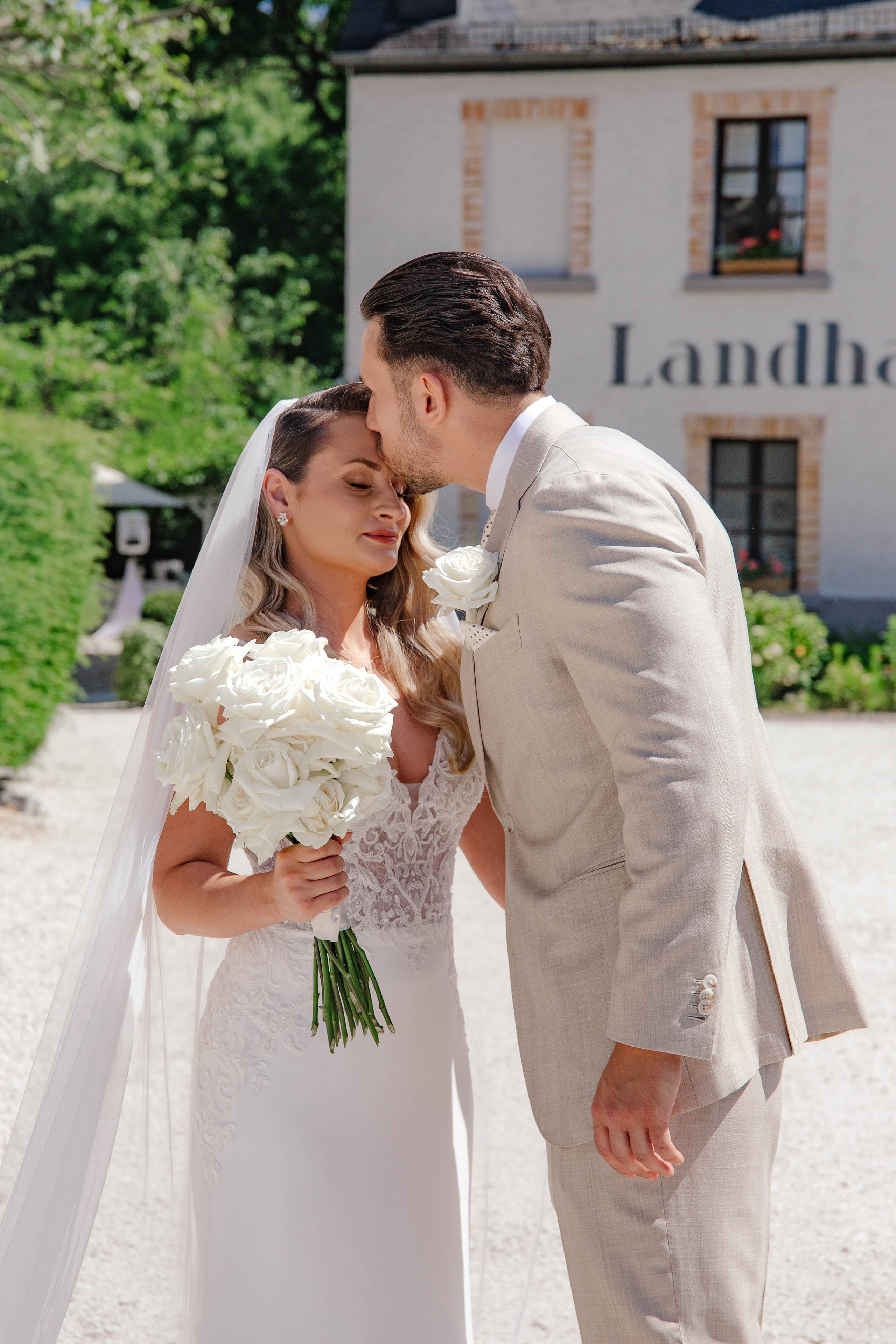 Julia und Thomas. Portrait family photographer in Berlin Elena Zakh