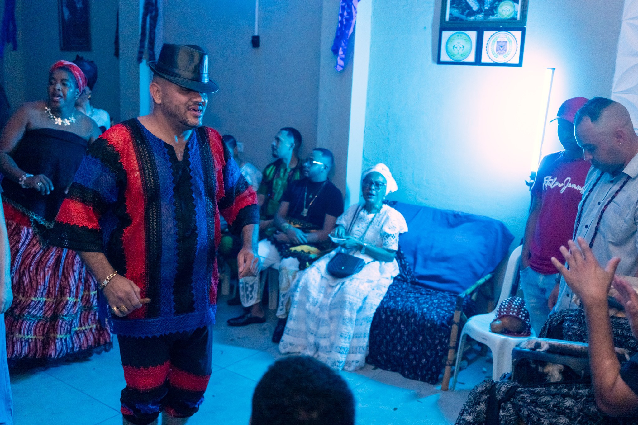 7 Encruzilhadas & Rosa Negra. Aladá Produções