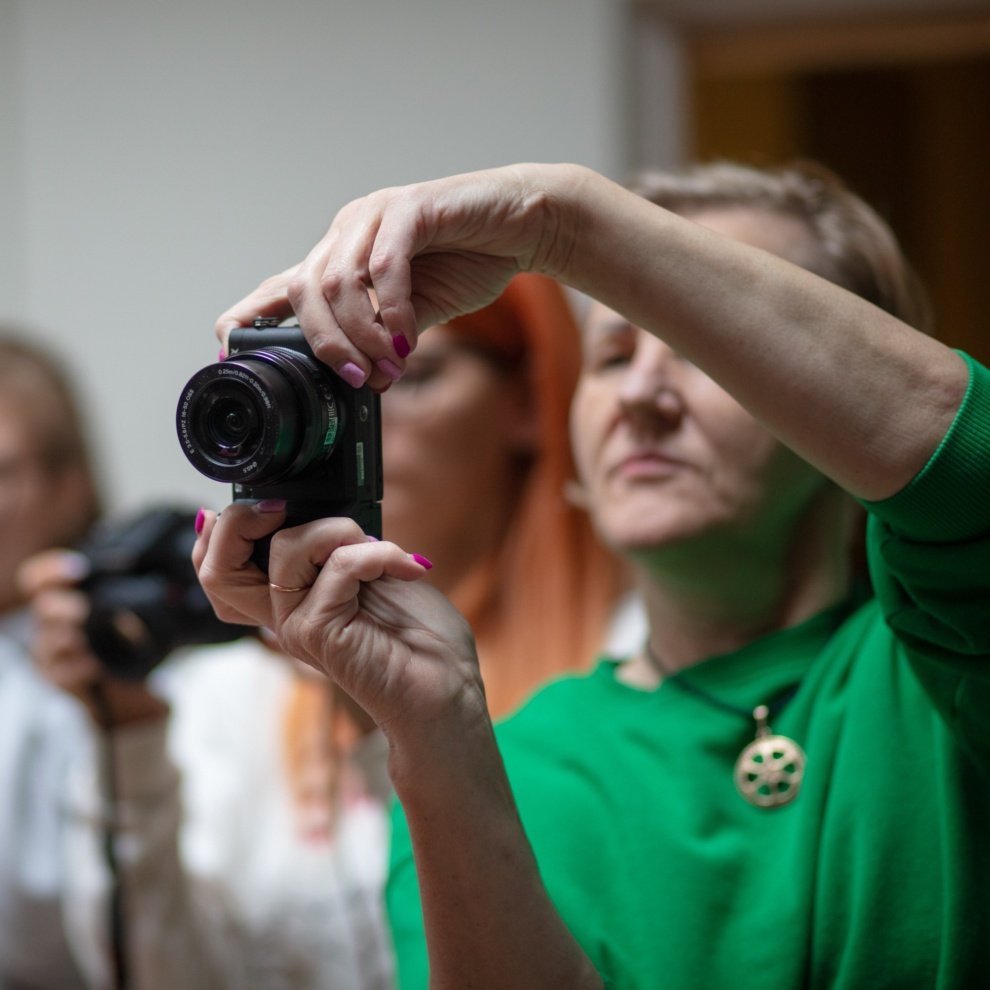 GALERIJA. Fotokursi fotostudijā Rīgā. Profesionāls fotogrāfs Aivars Tipsis