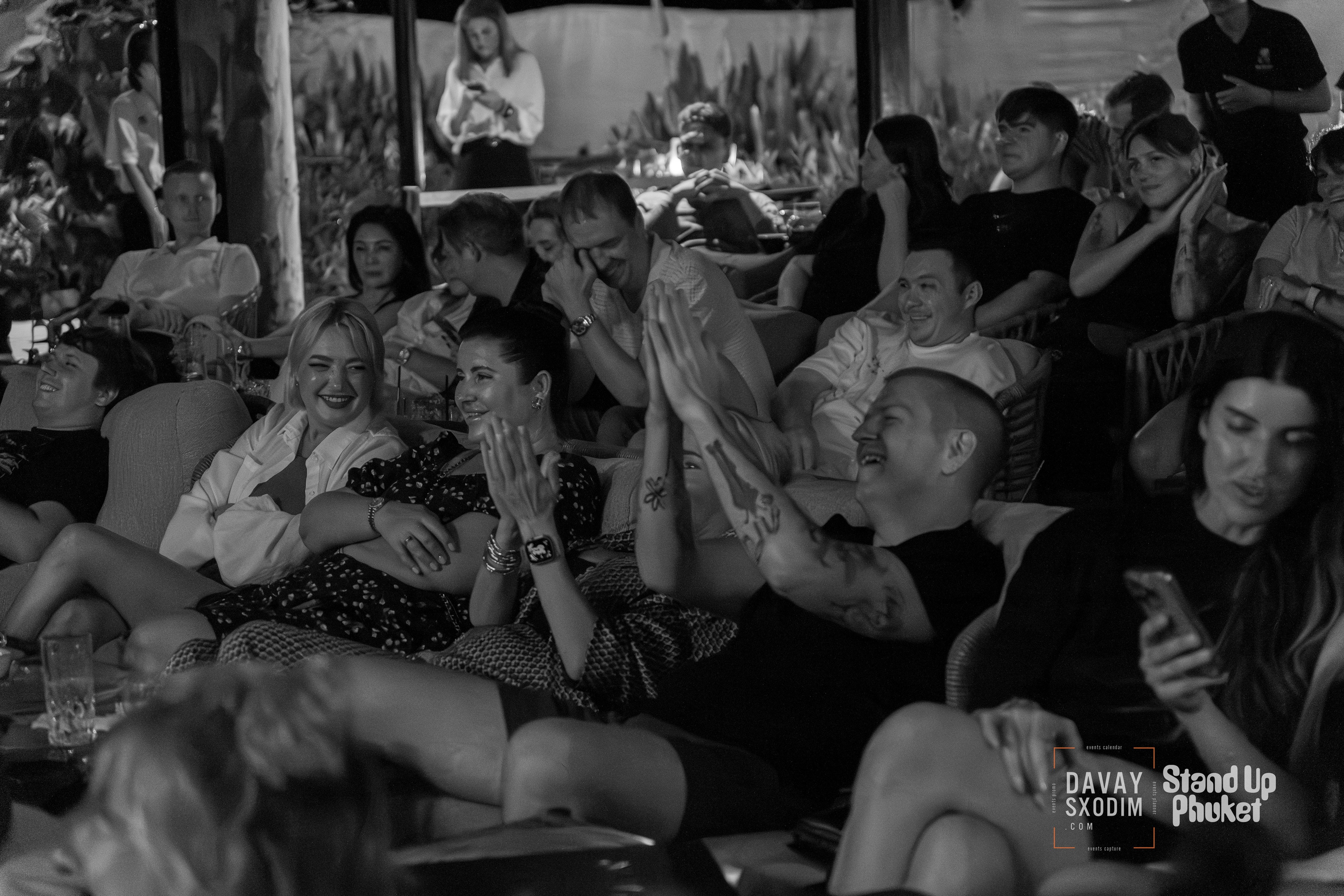 Standup Влада Лапина | Фоторепортаж | Афиша | DAVAYSXODIM.com PHUKET. АФИША|ФОТОРЕПОРТАЖИ|ИВЕНТЫ|ПХУКЕТ