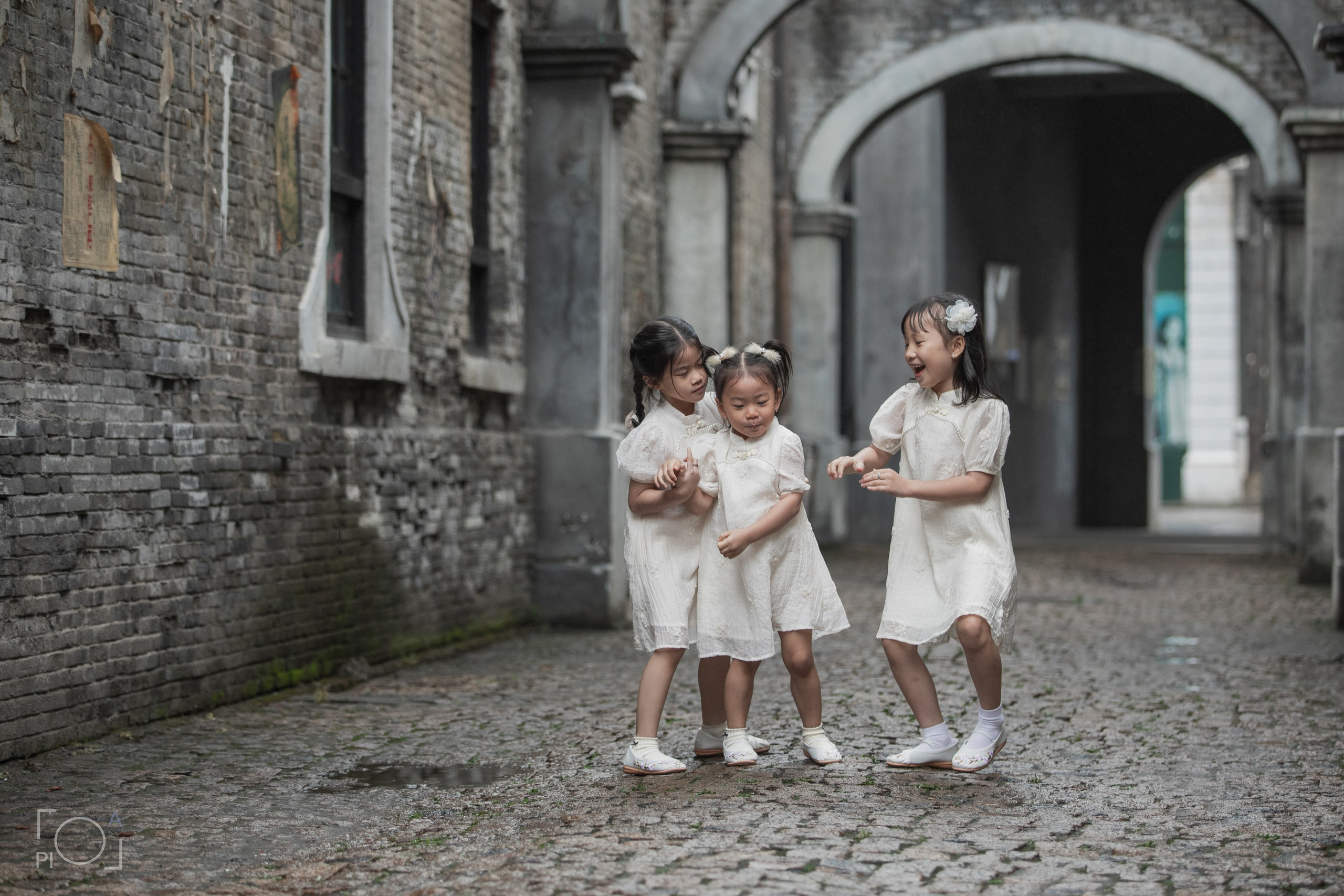 Семейная фотосессия в шанхайской киностудии. Photographer in Shanghai — Lola Pidluskaya