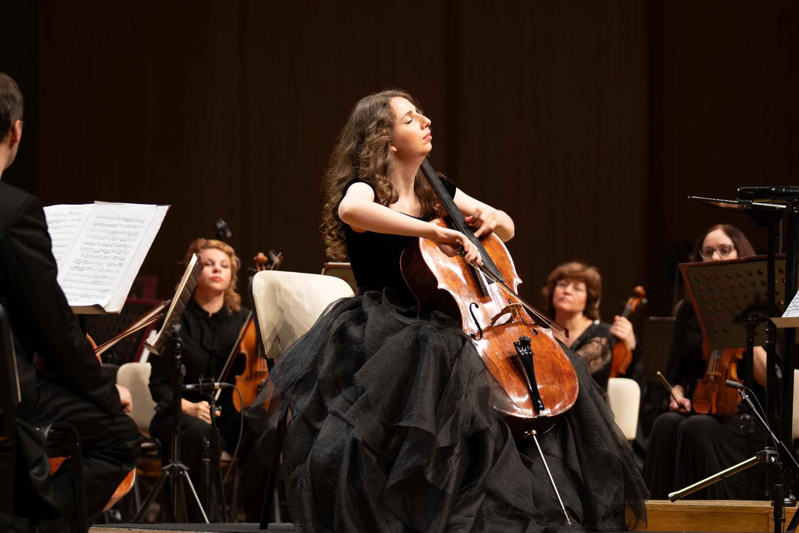 The Tchaikovsky Academic Grand Symphony Orchestra in Baku. Wedding&Event photographer Ismail Rzayev in Baku