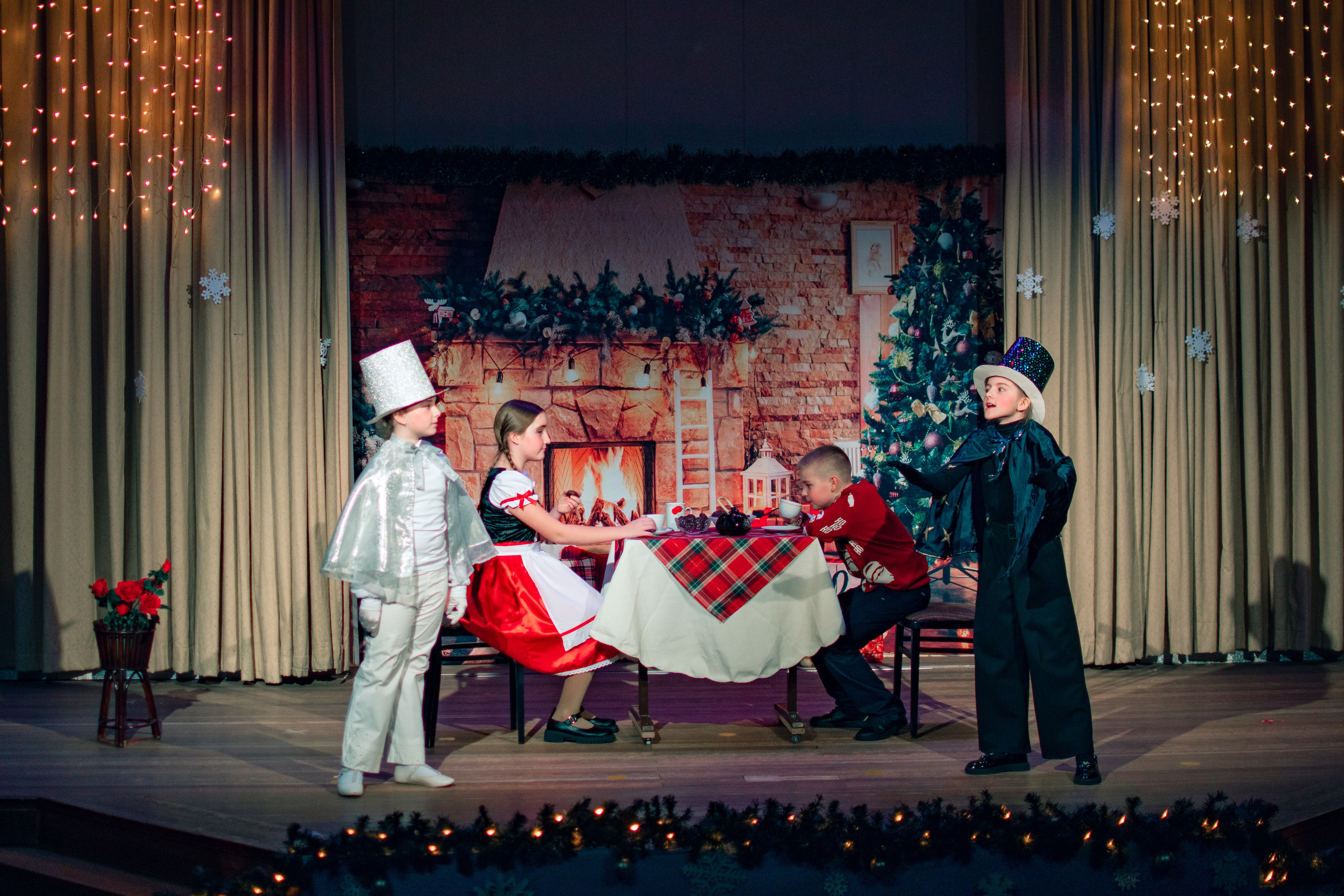 Театральная студия. Семейный и детский фотограф