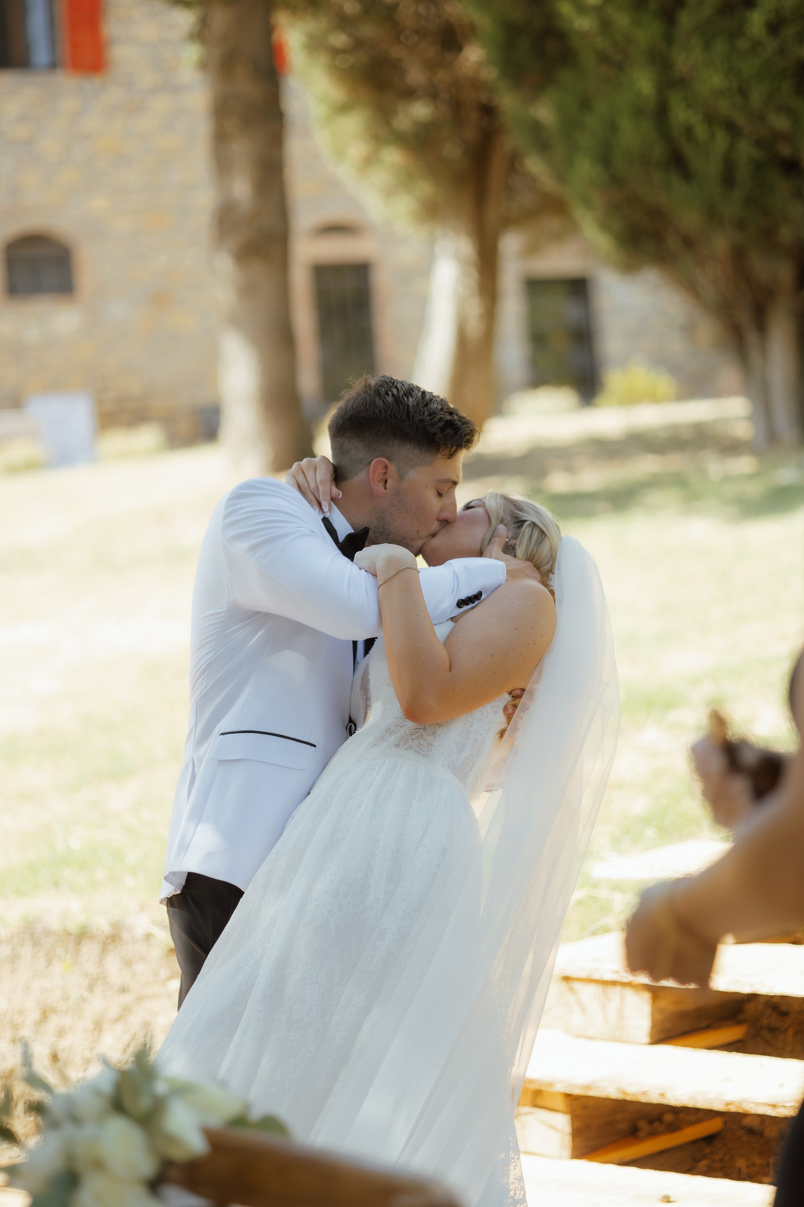 Wedding in Tuscany. Sara Luca Wedding Photographer in Italy and Europe