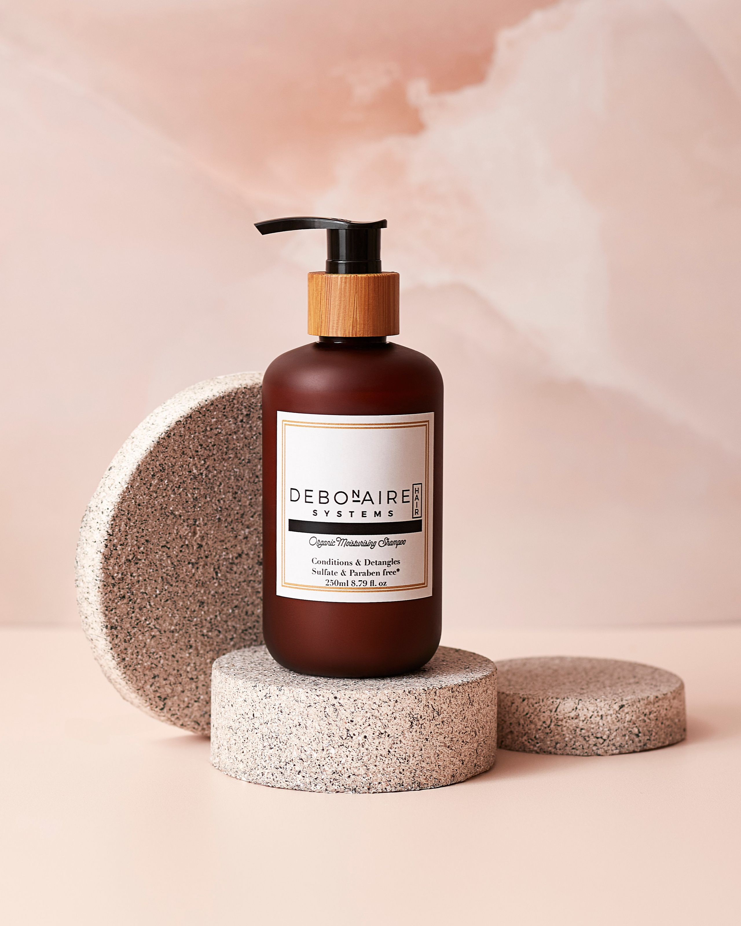 Debonaire Hair Systems. Photography by @verachange_photo. Retouched by @retouch.jngmariia