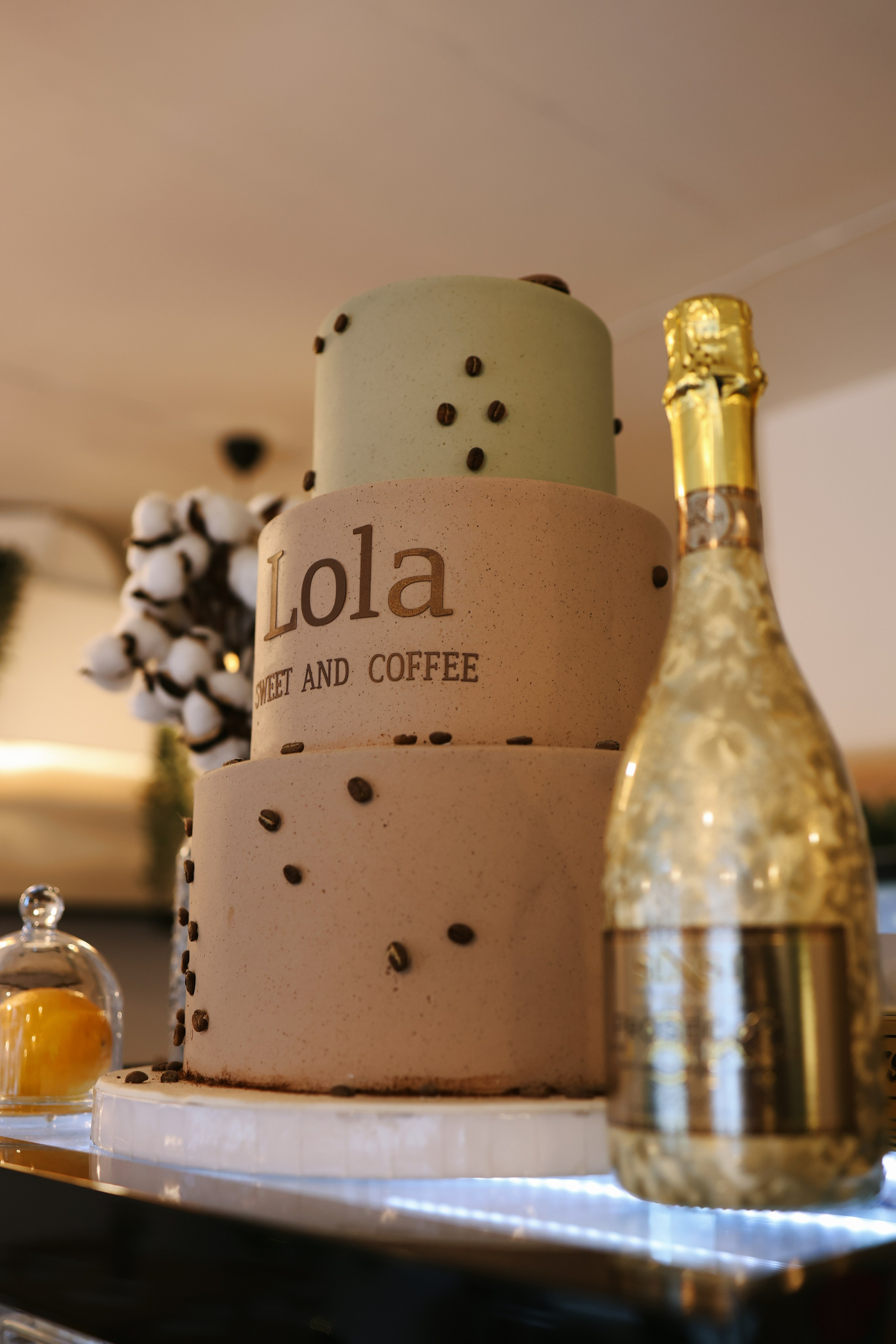 Lola — enterijer i hrana. Marizella Photography