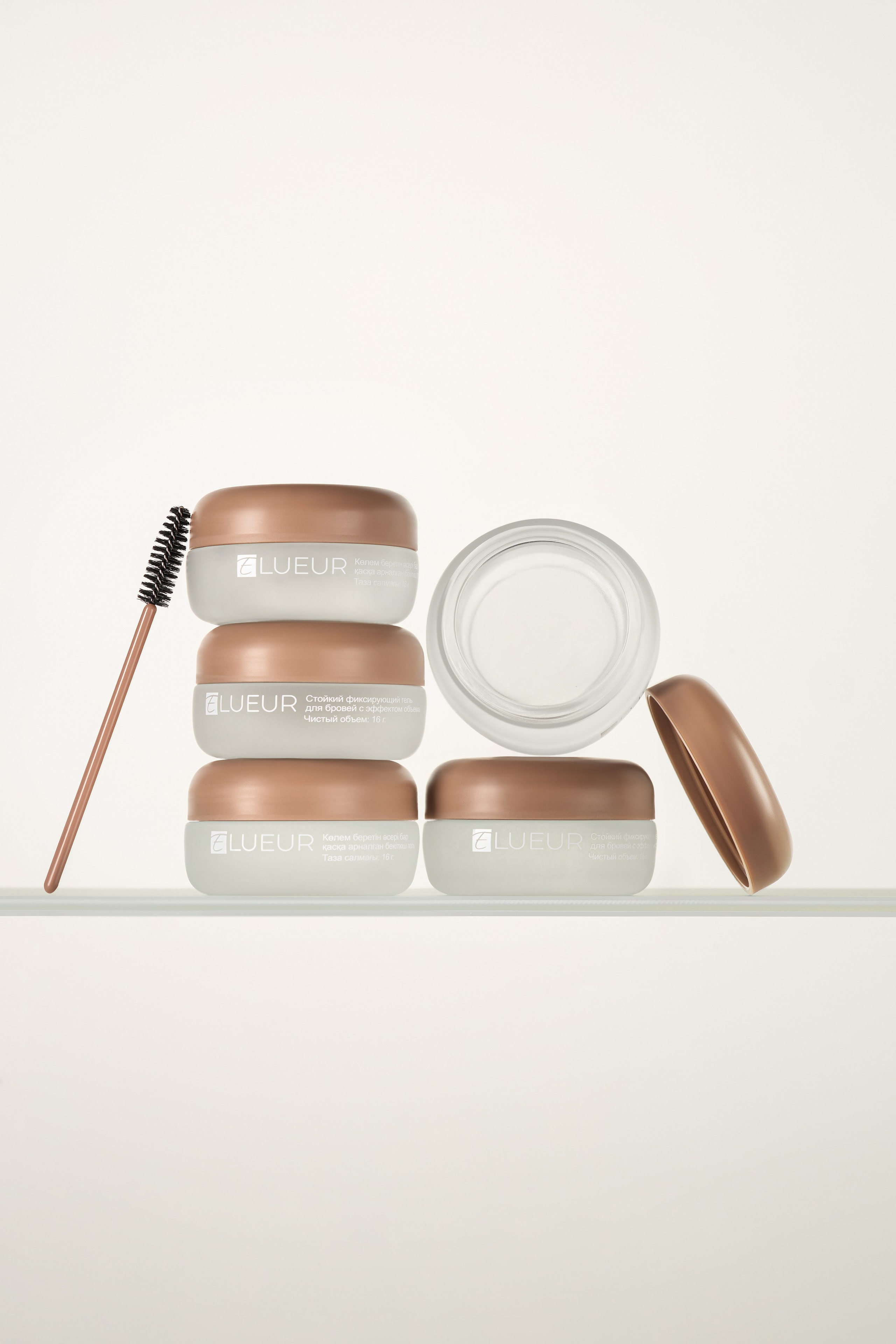 cosmetic retouching, skincare product retouching, beauty product editing, high-end cosmetic editing, face cream retouch, serum bottle editing, body lotion retouching, clean beauty retouch, cosmetic packaging editing, makeup product retouch, skincare photo editing, cosmetic product photography, Instagram beauty retouch, e-commerce cosmetic editing, product photo retouching, professional product retouch, beauty flatlay retouch, natural texture retouching, packaging cleanup, photo editing for beauty brands, minimalist product retouch, skincare visuals for social media, high-end beauty retoucher