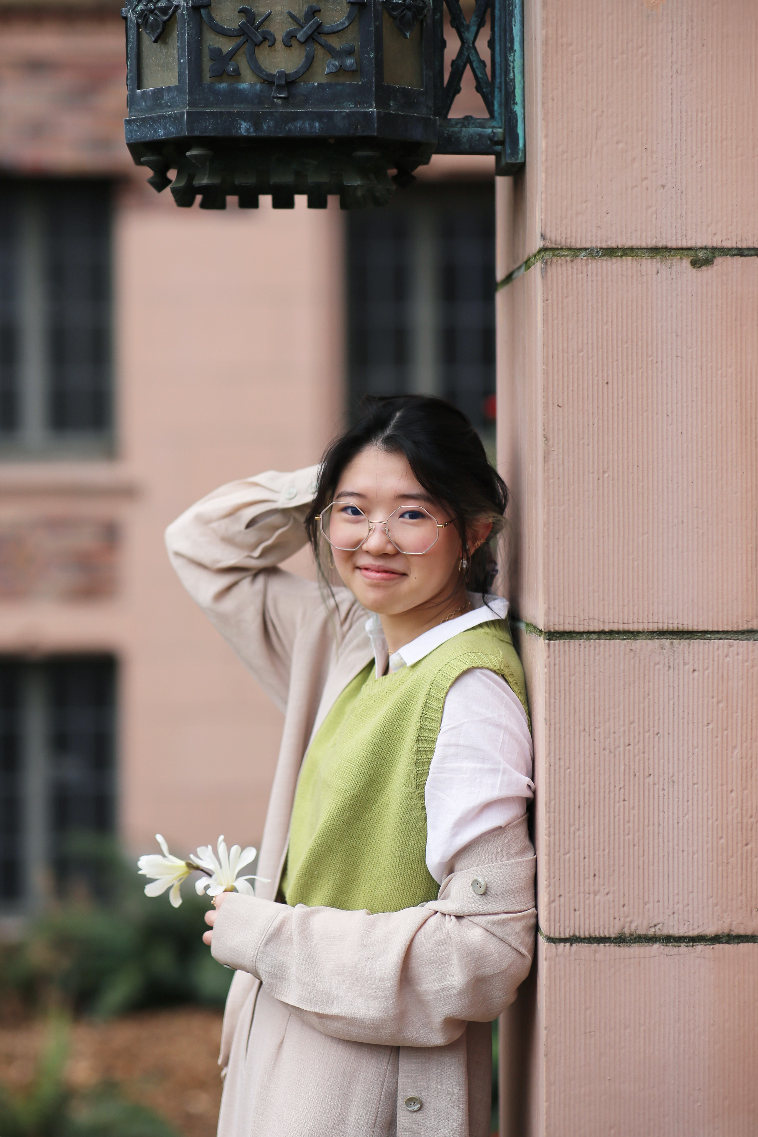 City Strolls Photoshoot. YuAnna studio. Family & Kids Photographer in Seattle area, located in