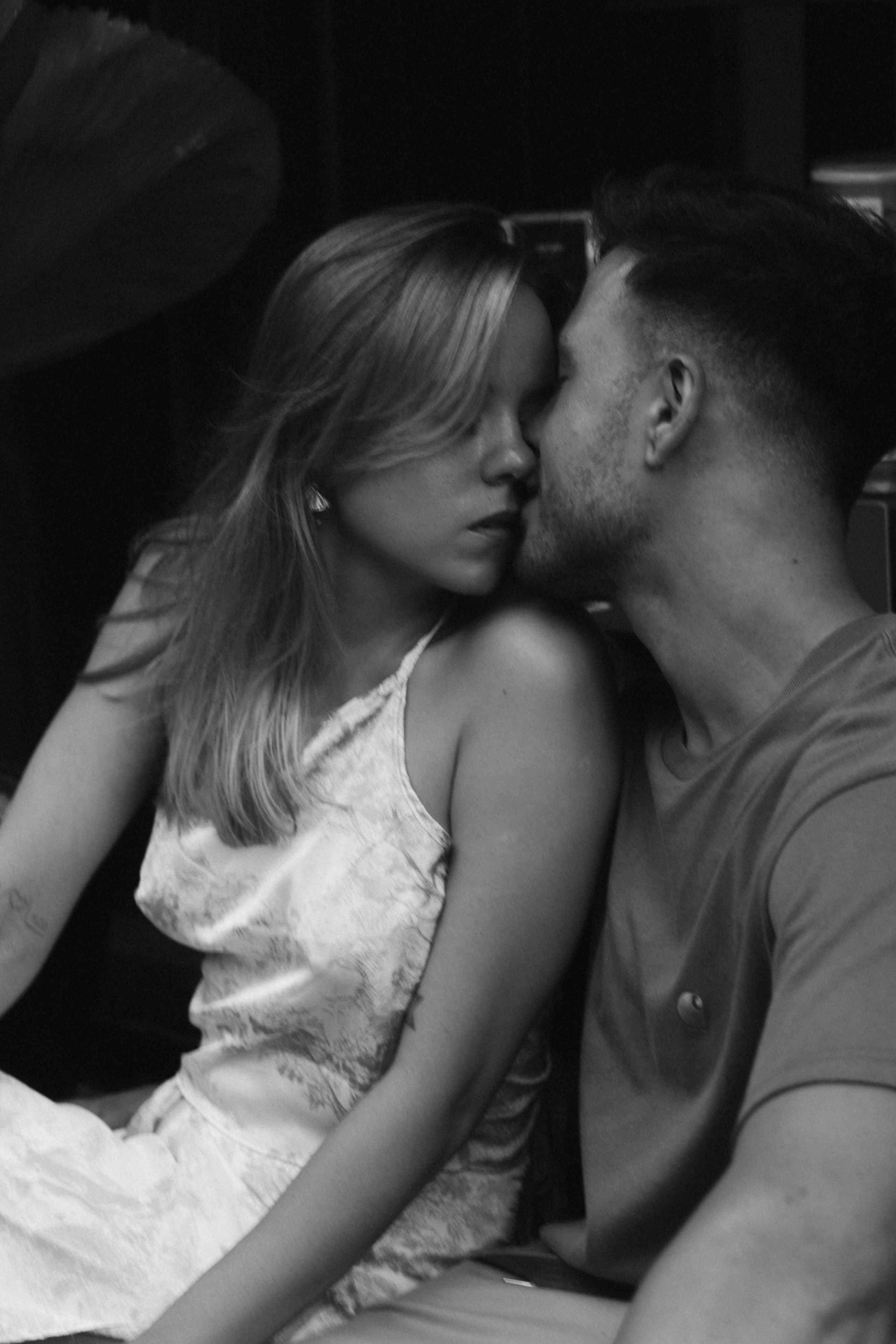 Lovestory couple photoshoot in Hoian and Danang. Фотограф в Дананге, Вьетнам. Эстетика и лайфстайл