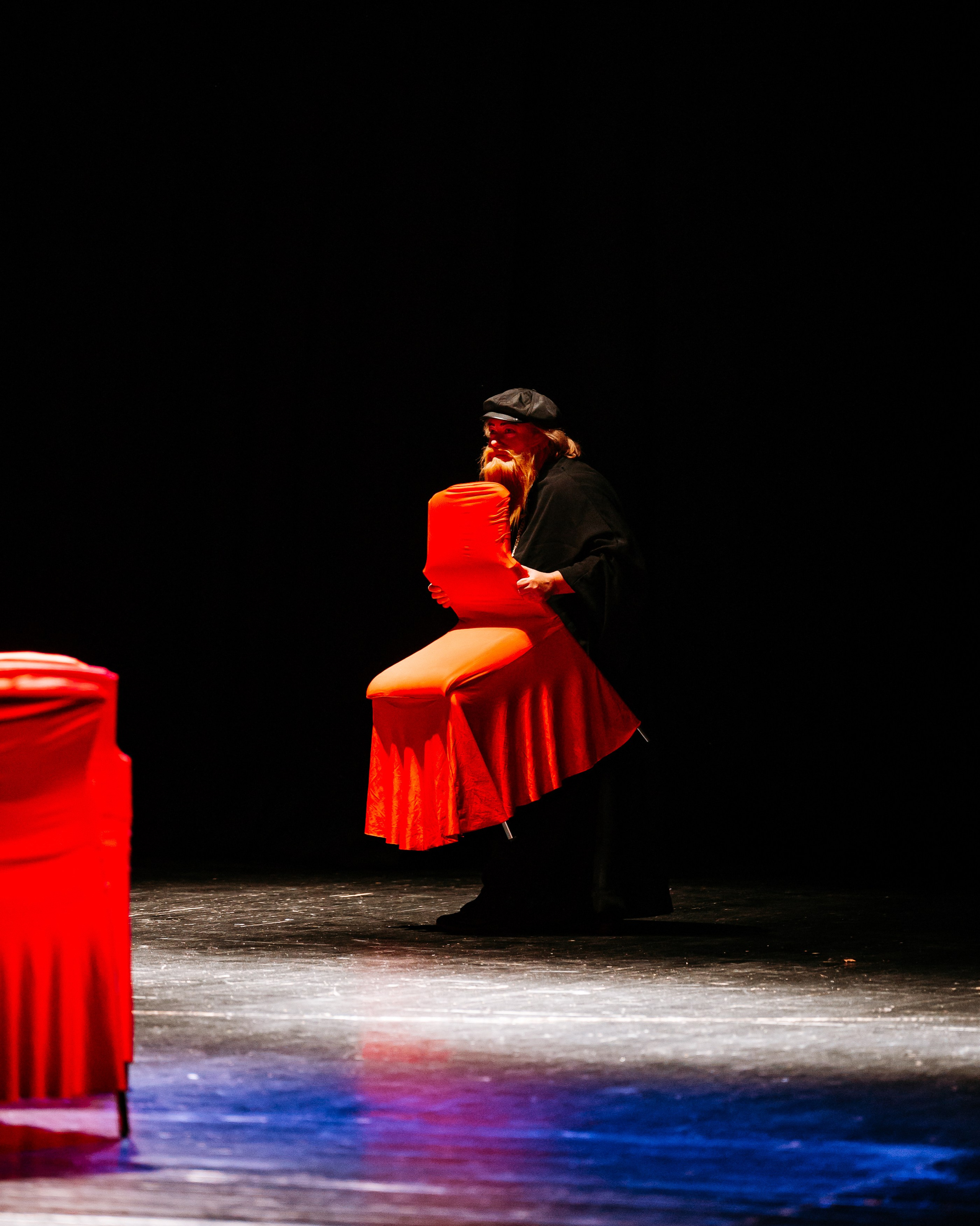 Garbo Teater „12 стульев“. Jelizaveta Gross - reportaaži- ja portreefotograaf Narvas