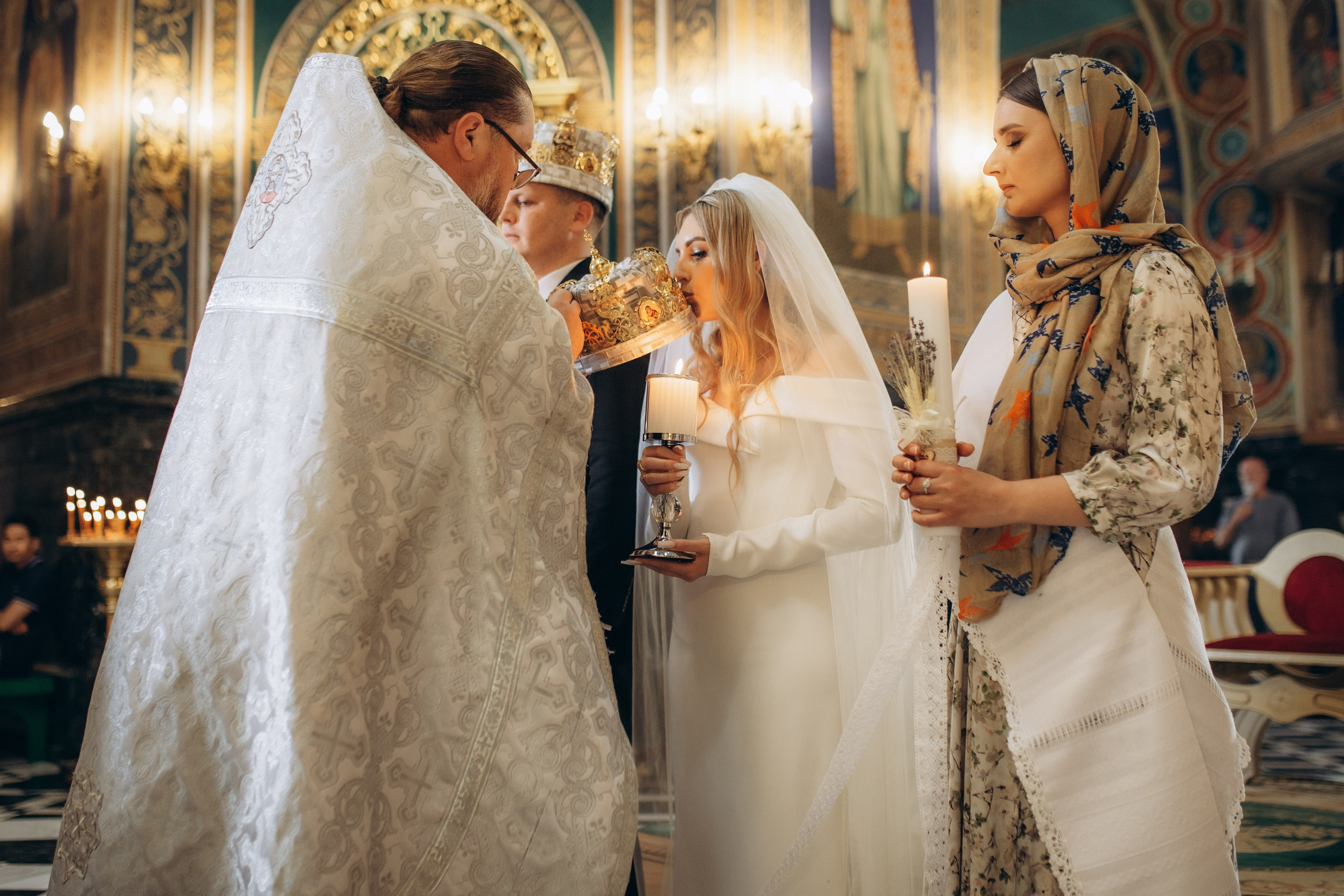 Nikolly & Constantin. Home