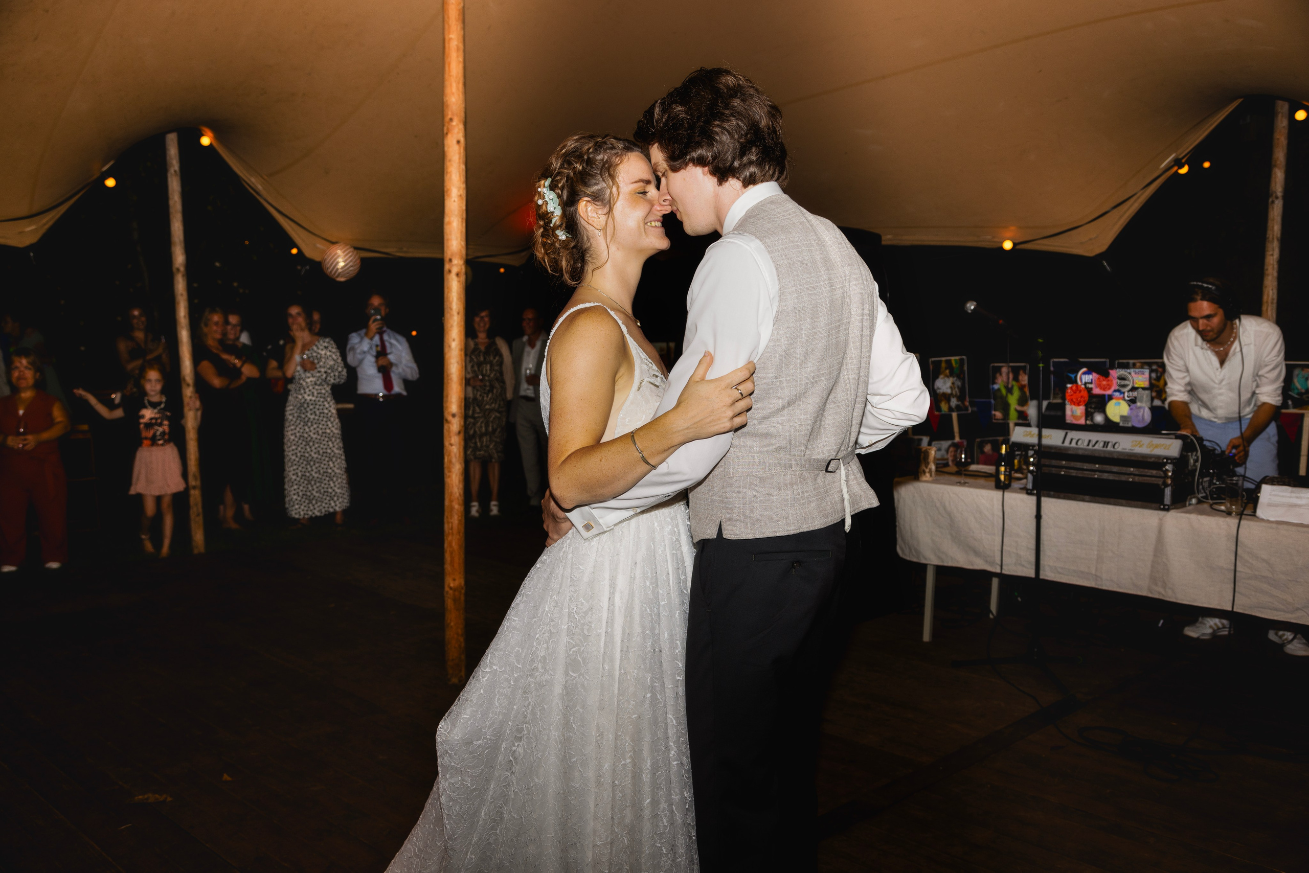 Bruiloft Overijssel. Familie en huwelijksfotograaf in Zwolle Overijssel