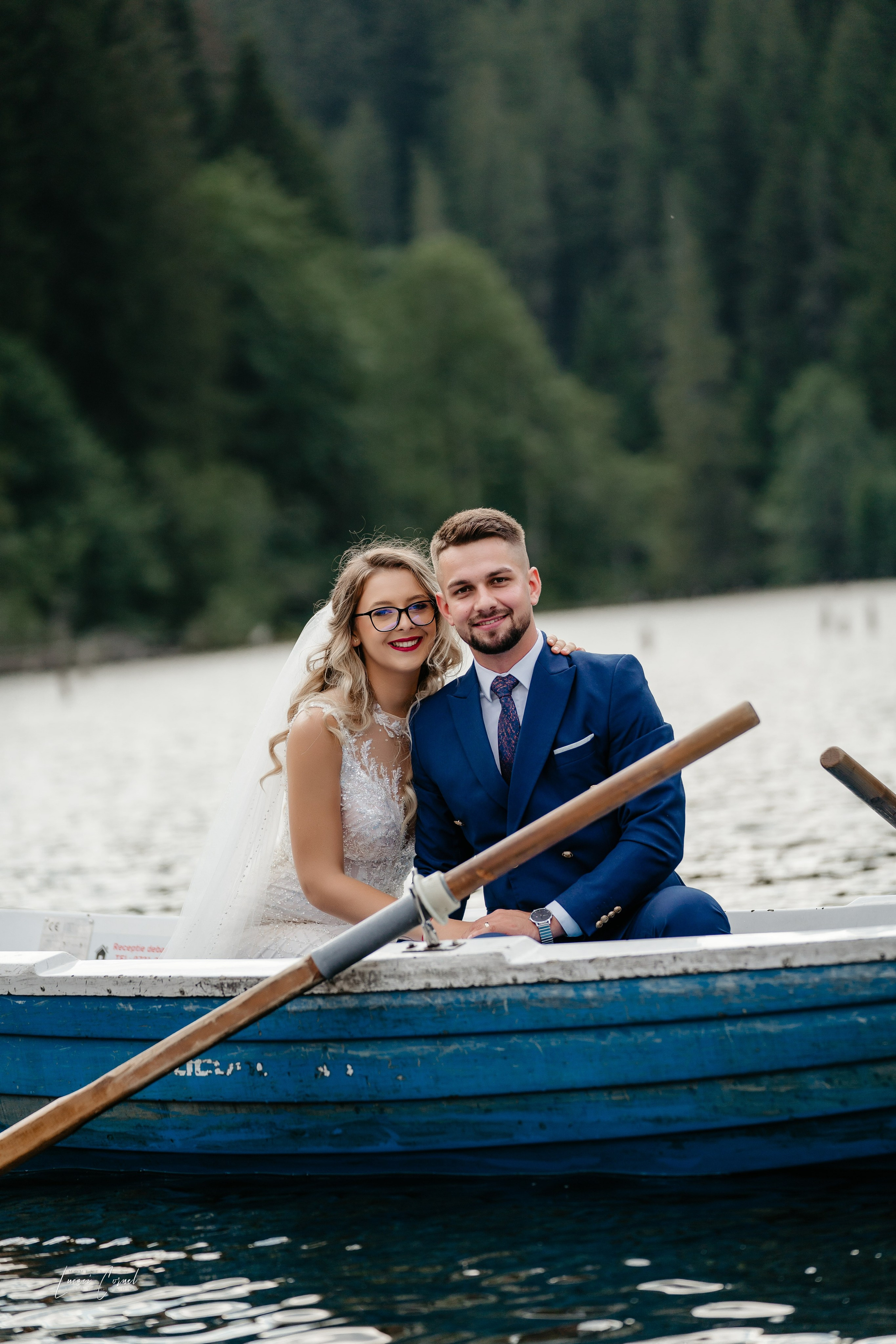 Fotograf de Nuntă Profesional — Fotografie Jurnalistică și Clasică pentru Amintiri de Neuitat. Fotograf de nuntă, corporate, botezuri, majorate și aniversări Roman, Lucaci Cornel