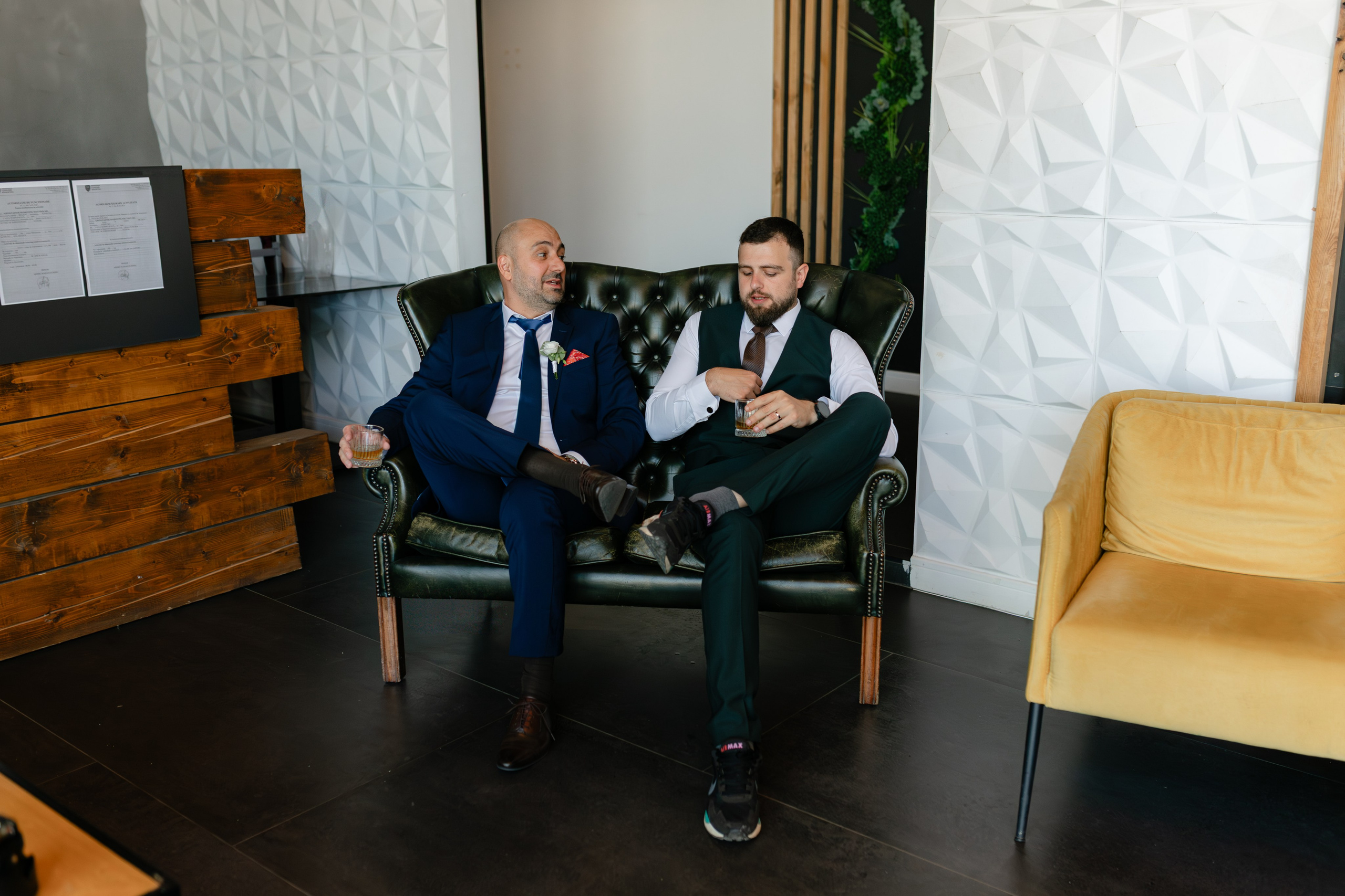 Flori & Cosmin. Main