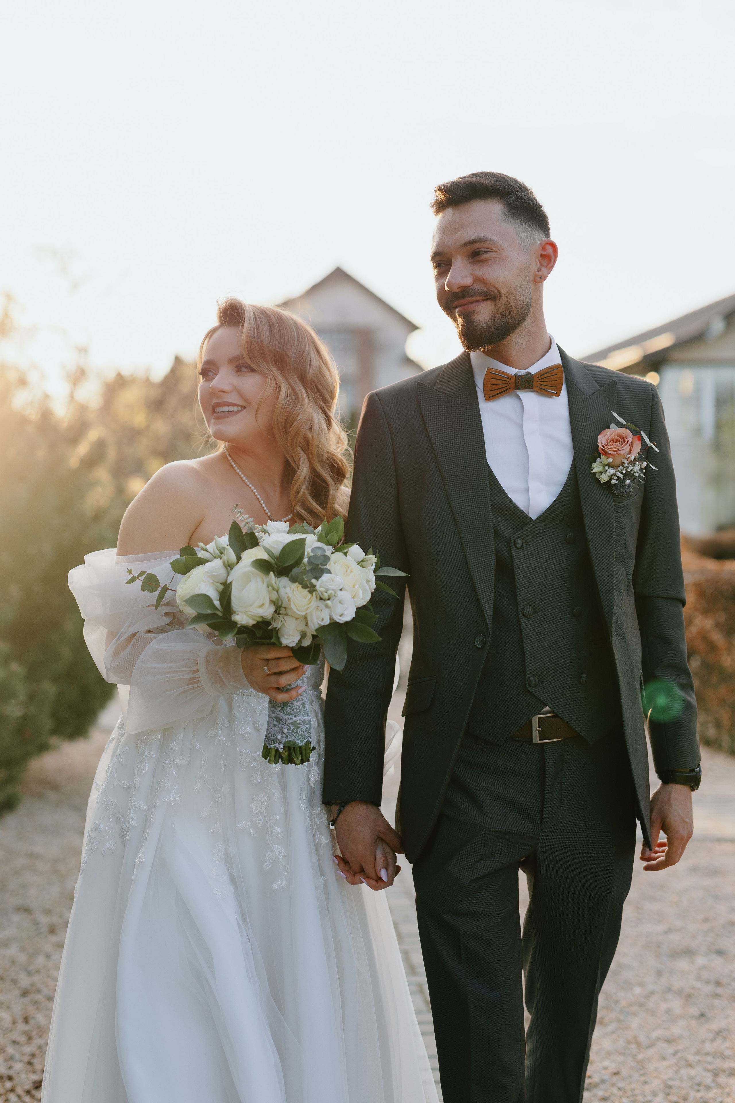 Nicoleta & Lucian. Main