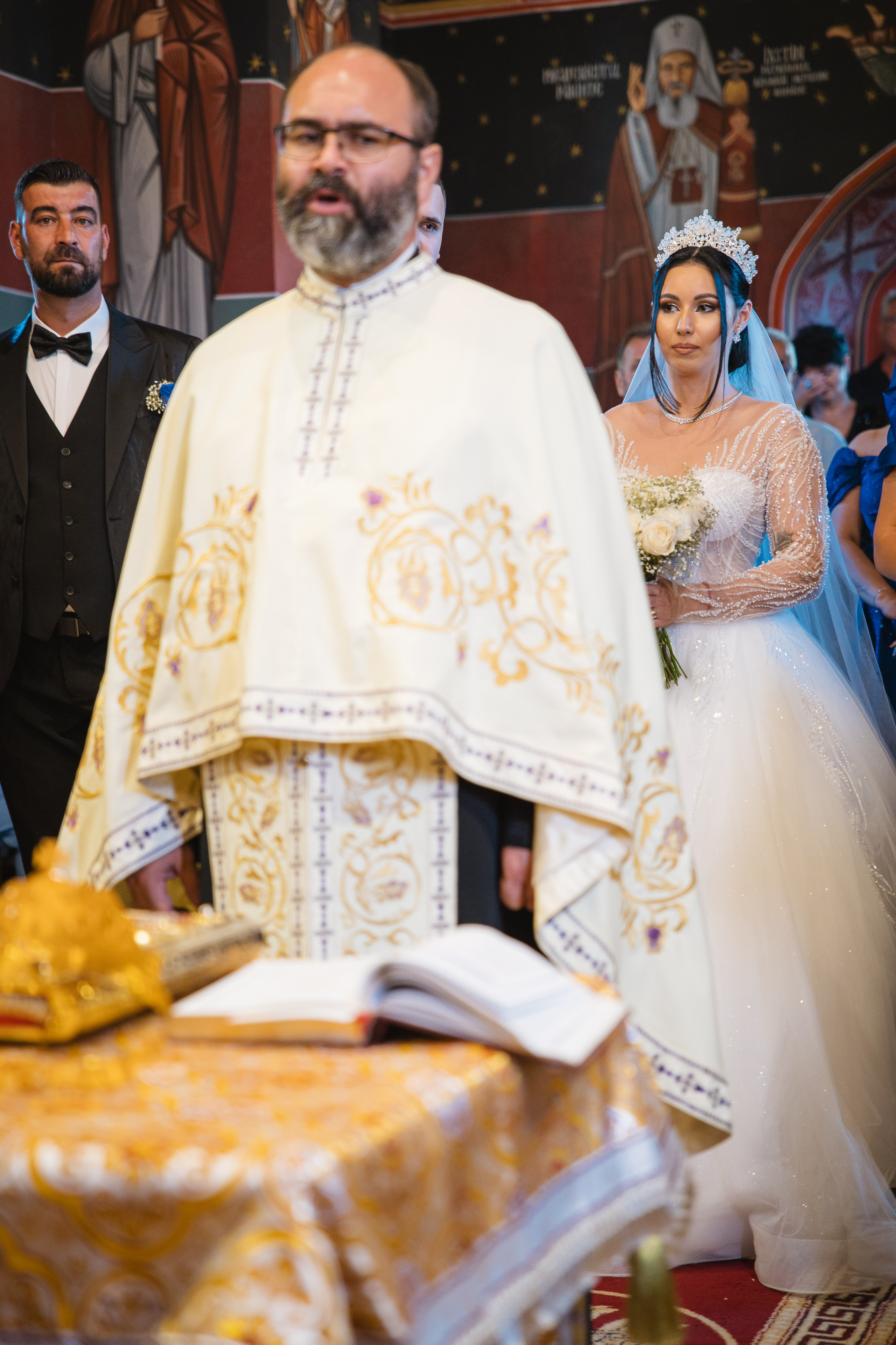 Bella & Adi. Foto Studio — Fotograf de evenimente, nunti, botezuri, portrete