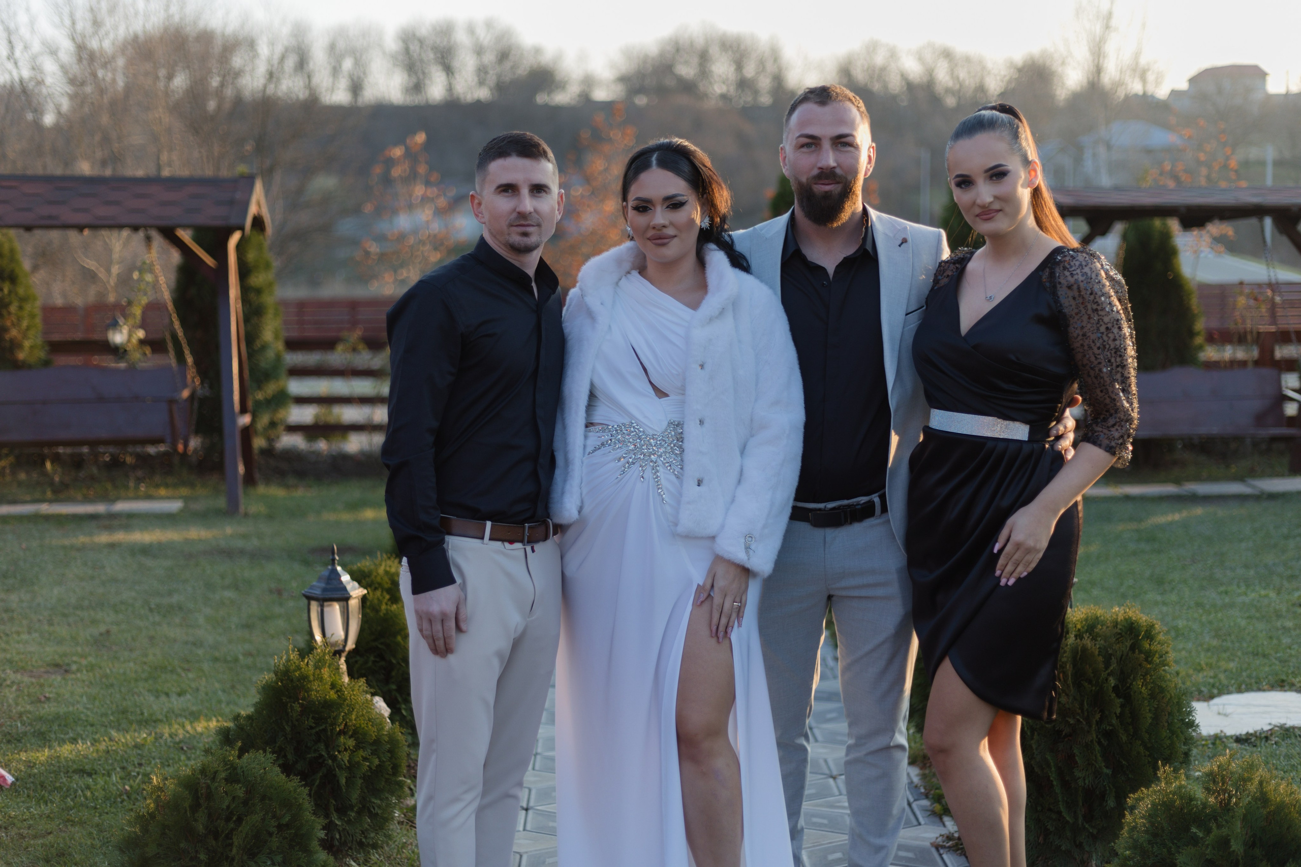 Madalina & Alin. Fotograf si videograf — evenimente si studio