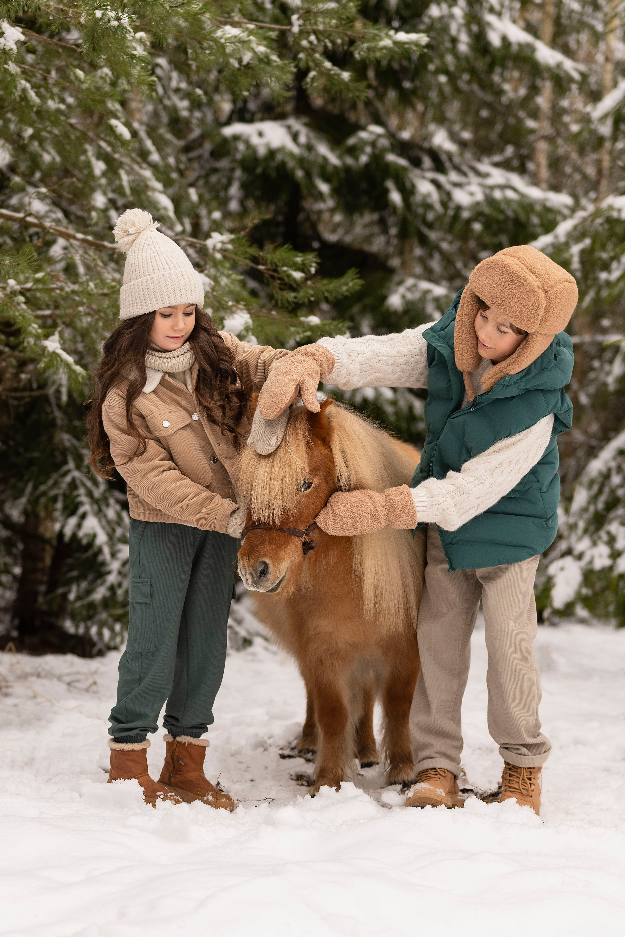 София, Микаэль и пони. Зимняя сказка. Анна Григьян — фотограф ретушёр в Даугавпилсе (Латвия)