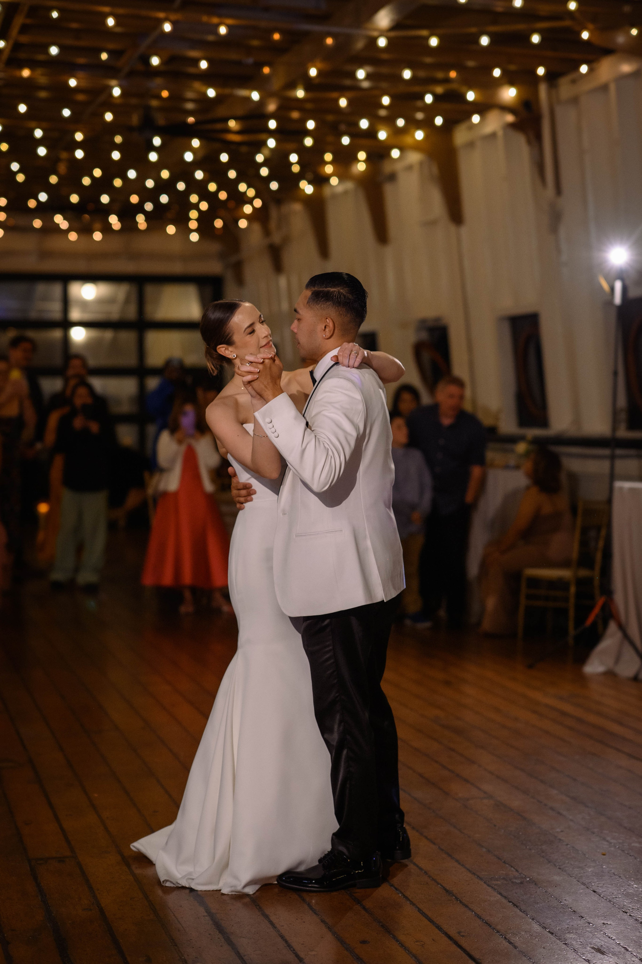 Kevin & Katie. Wedding & portrait photography in the Seattle Area. Helen Michelle photographer