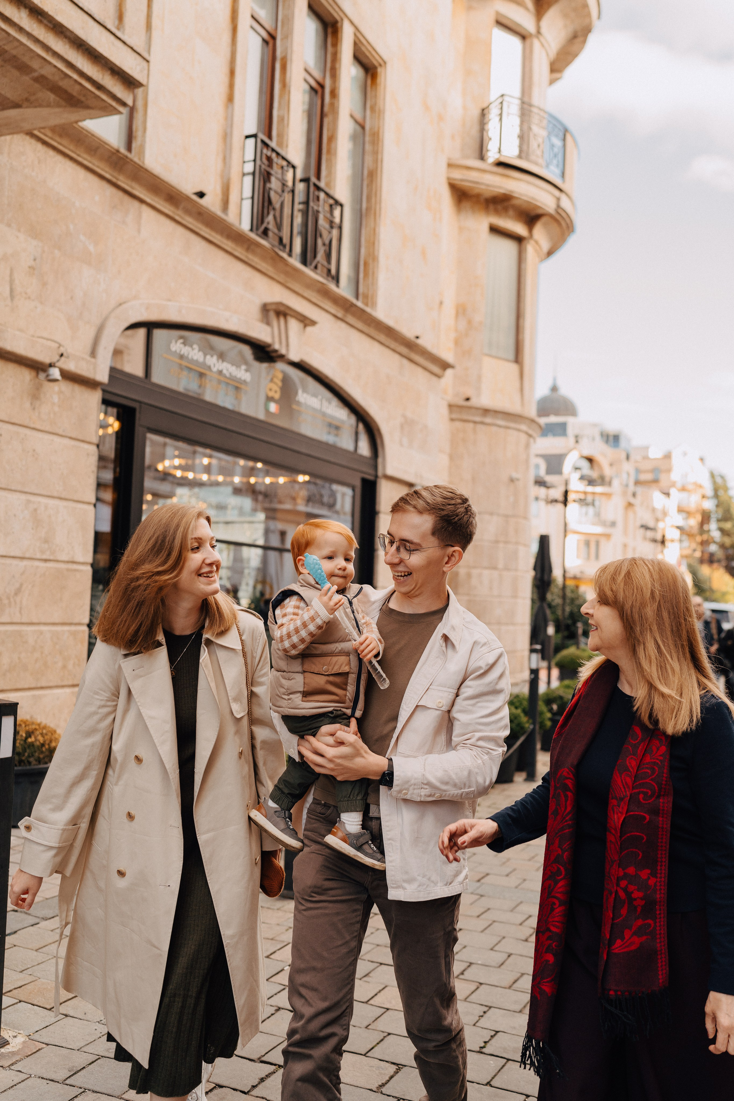 Семейная фотосессия в Батуми. Портретный и свадебный фотограф в Батуми Валерия Азаренко