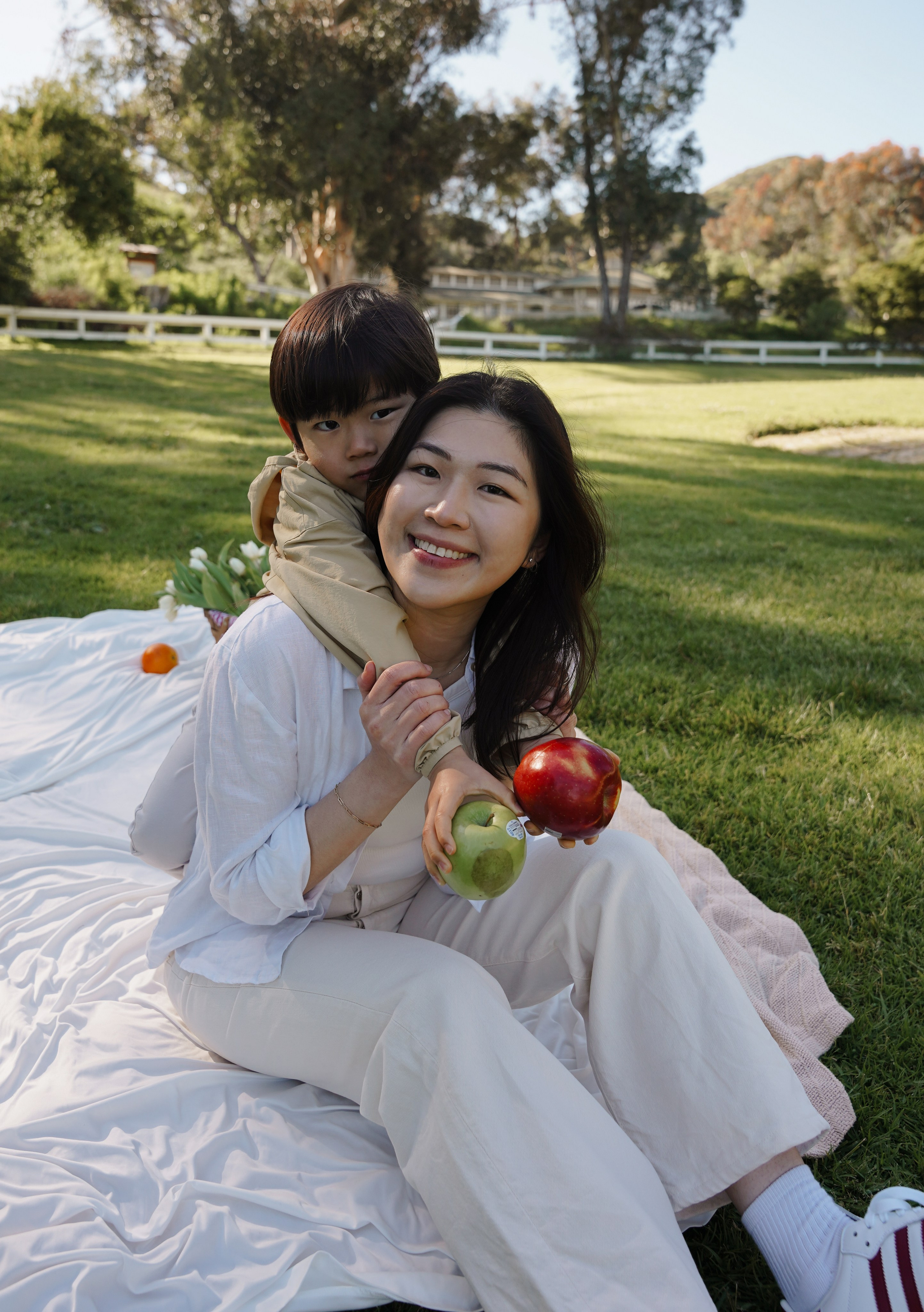 Santa Monica Family photographer. Los Angeles family photographer. Family photography. Family photoshoot. Maternity photoshoot. Beach family photoshoot. Home family photoshoot. Maternity beach photoshoot. Family holiday photoshoot. Family photographer. Photographer for families