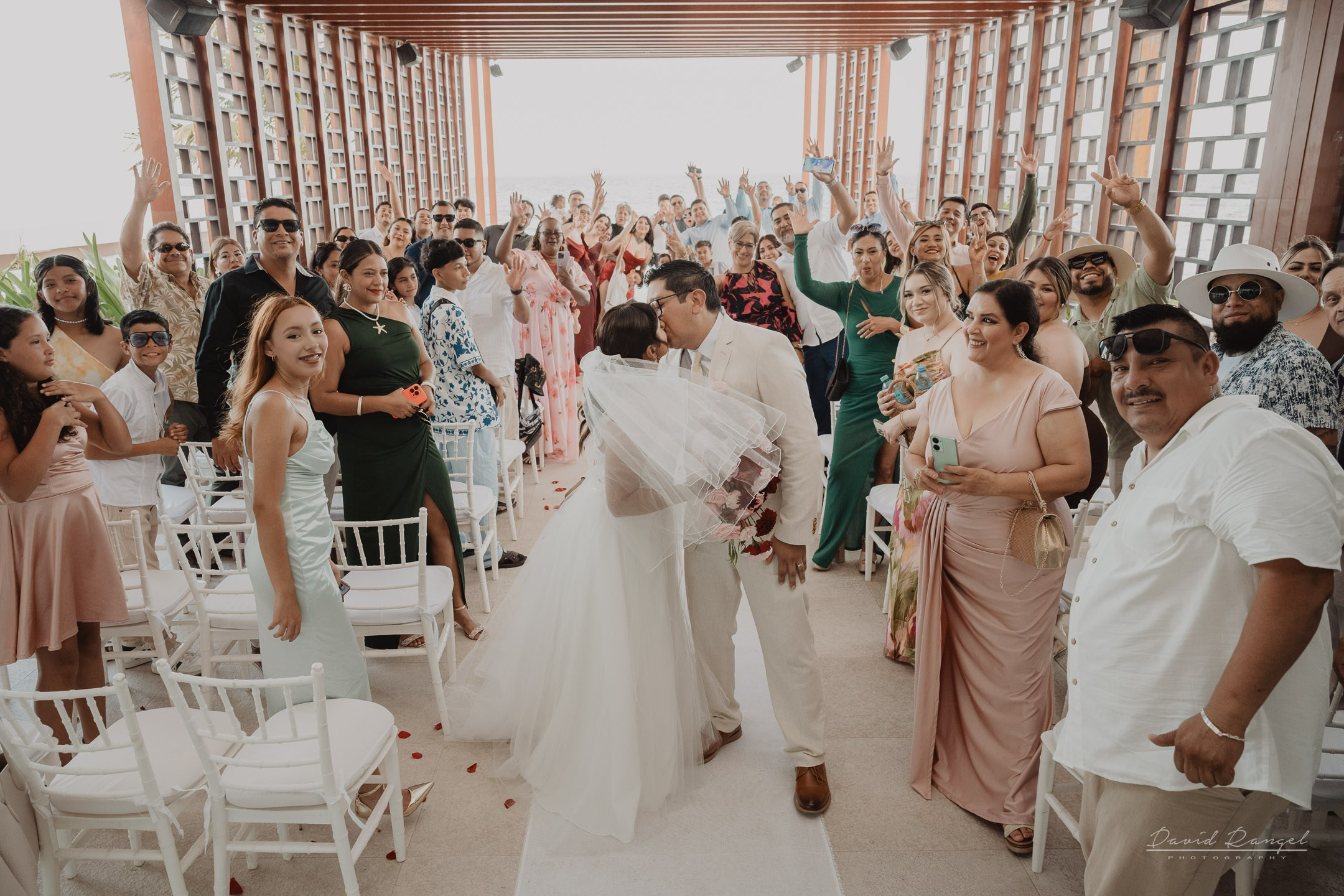 Destination Wedding in the Riviera Maya. Destination wedding photographer based in Cancun and Riviera Maya with service worldwide