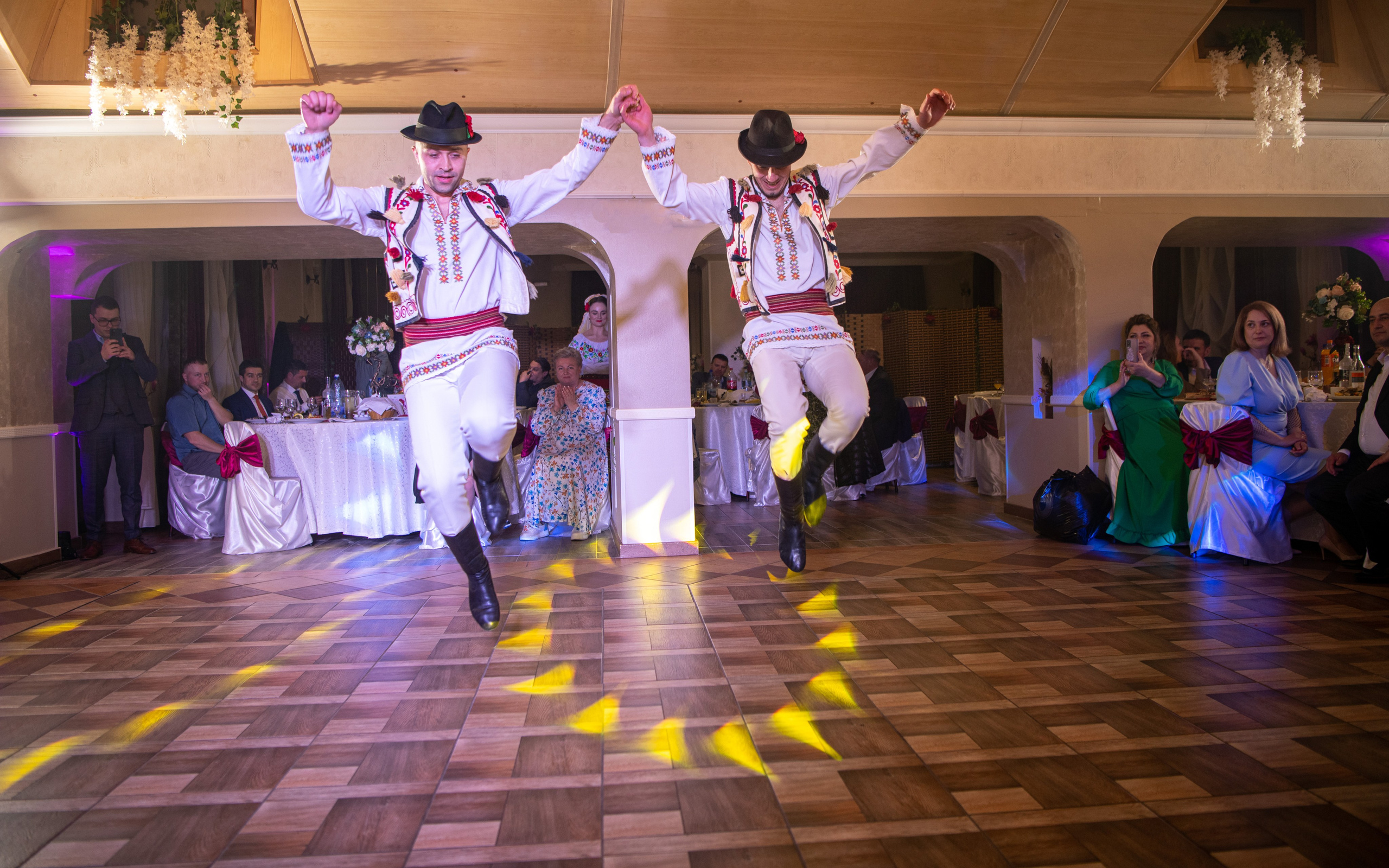 Fotografie Nuntă Profesională | MOMENTsFILM. MOMENTsFILM — Foto-Video wedding & more