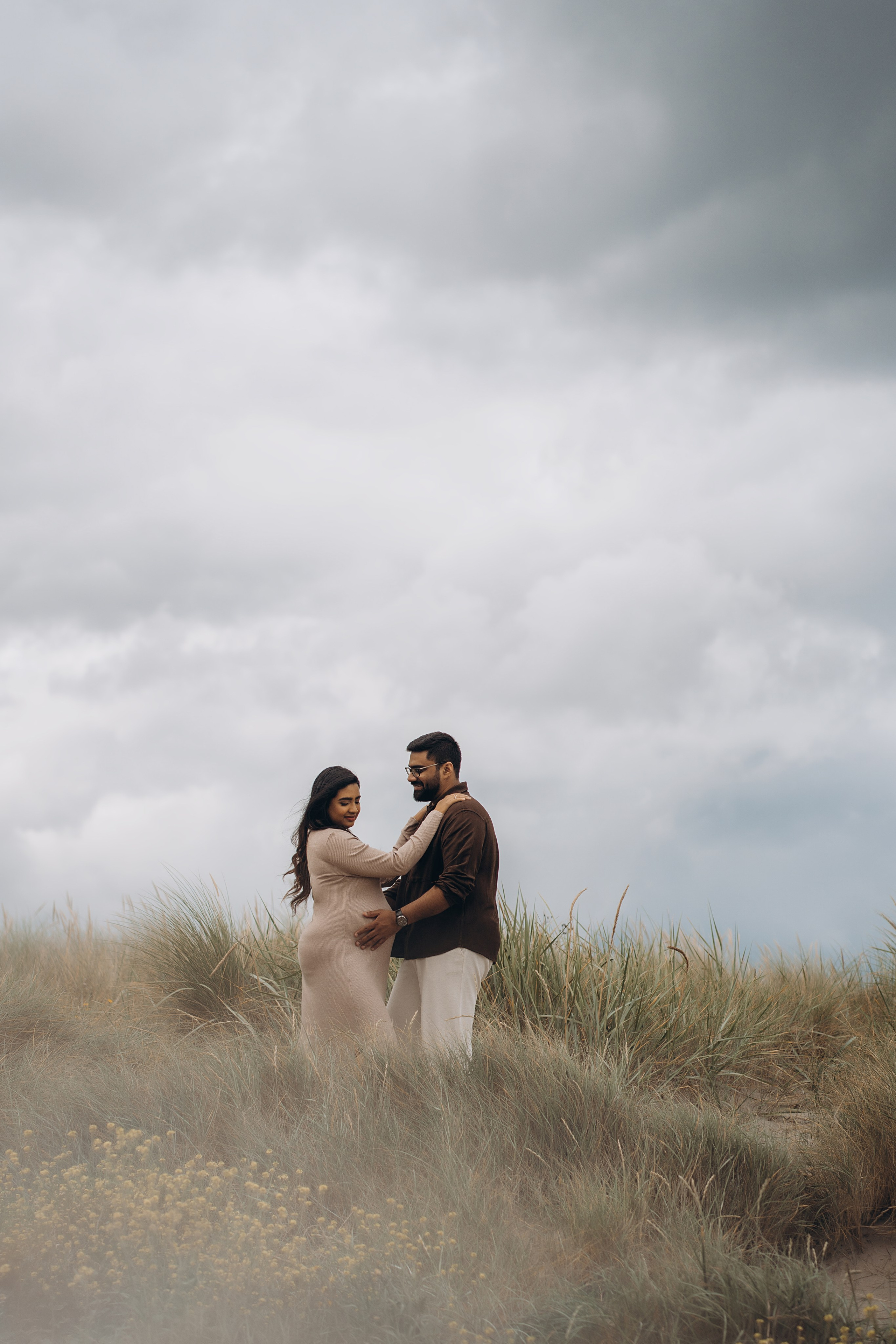 Meera: Bull island. Maternity/Love story/Wedding photographer