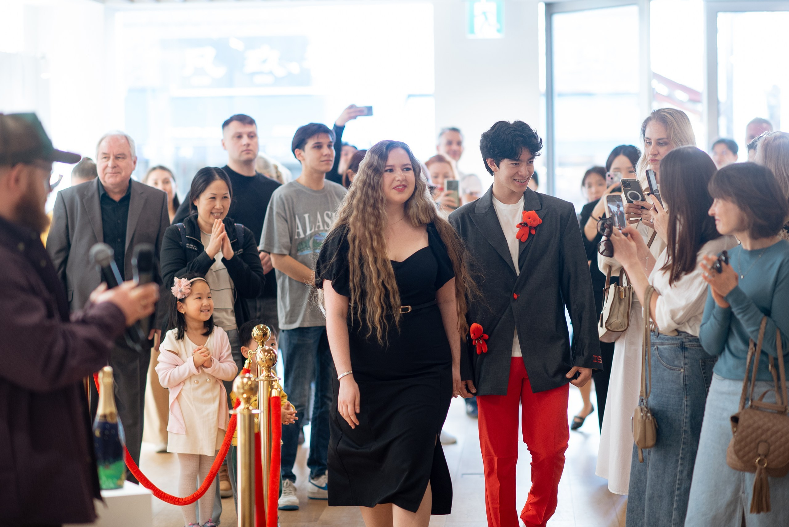 Abracadabra art exhibition. Студия декора «Нарния»