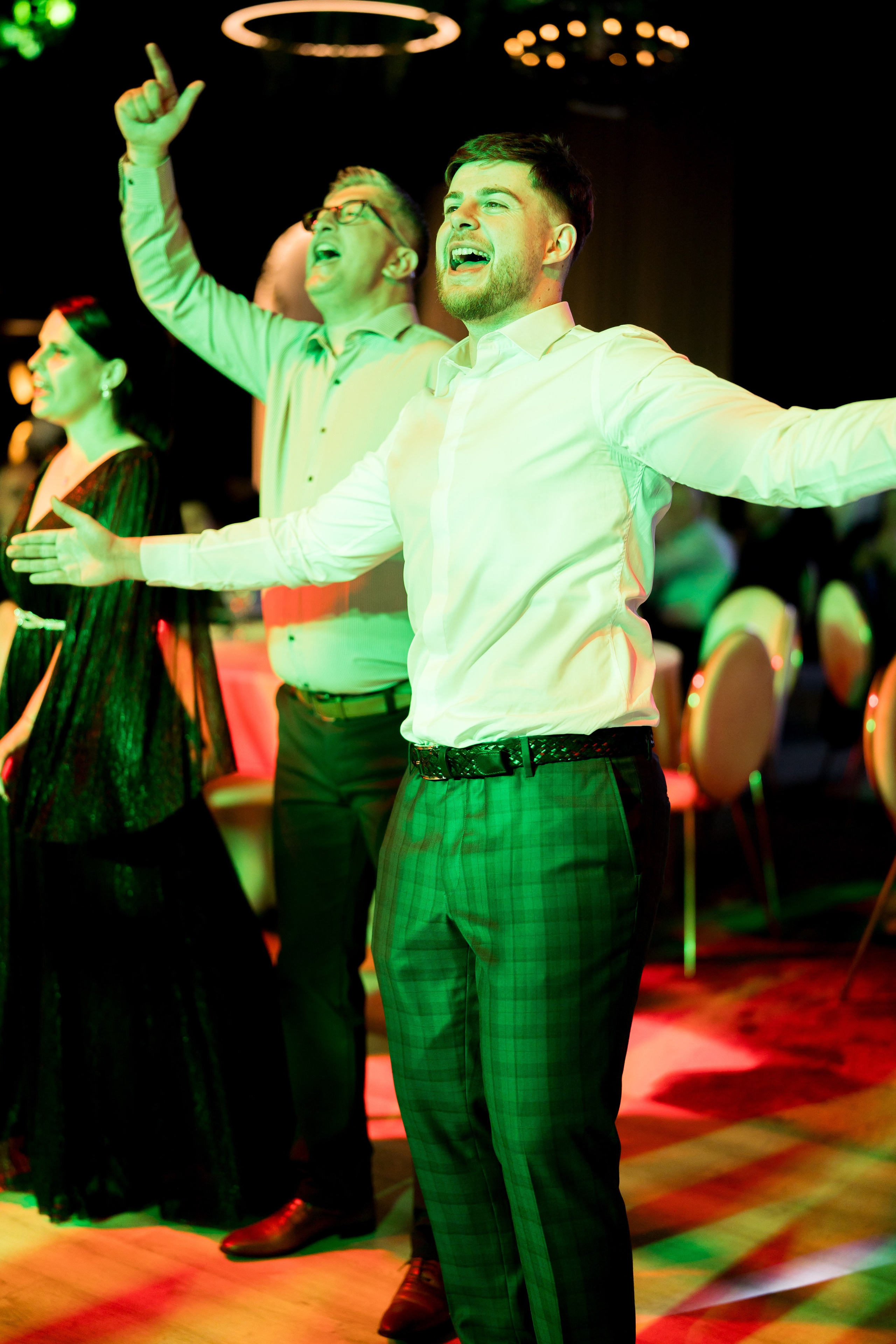 PARTY. Gabriel Florea — Fotograf nuntă București