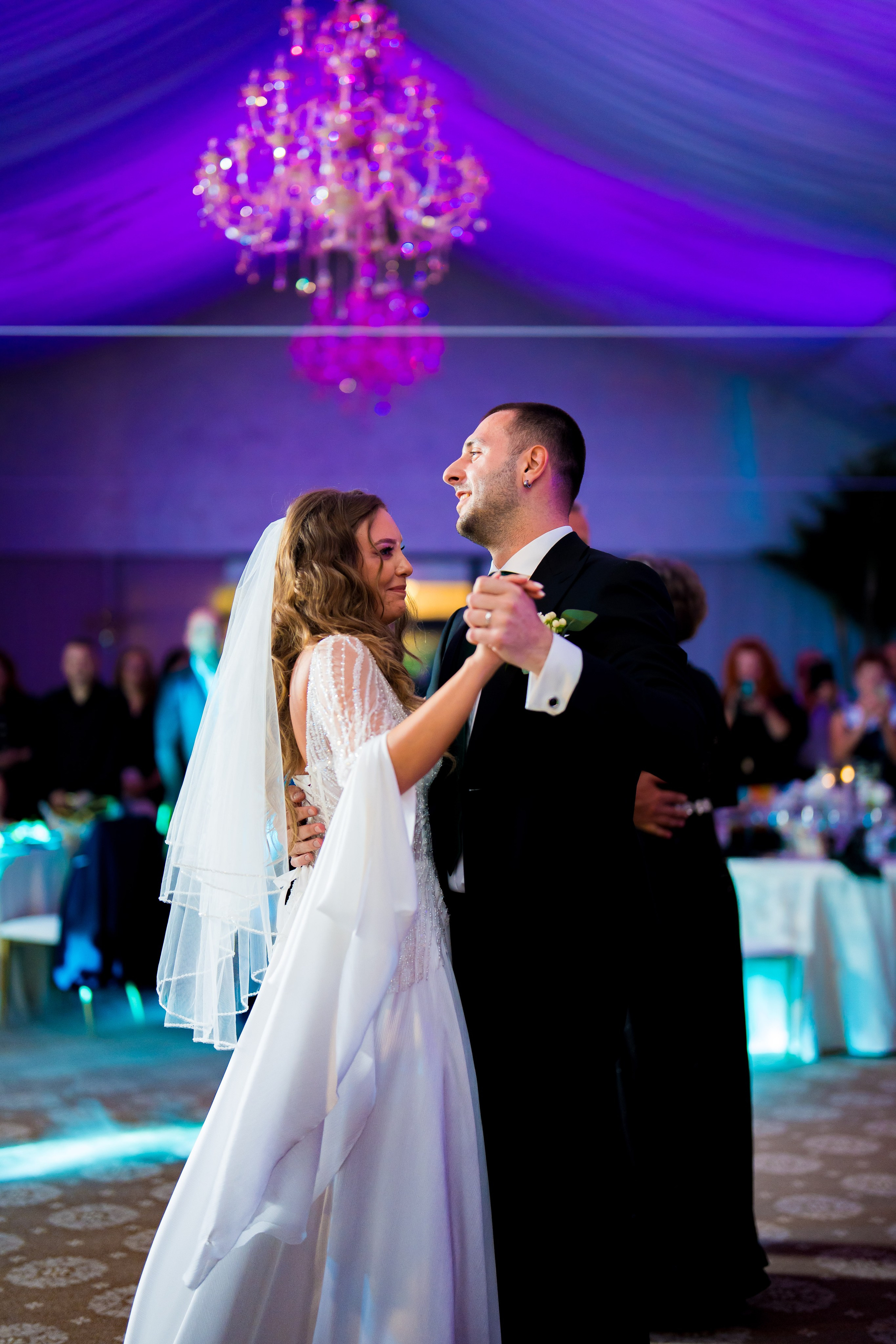 PARTY. Gabriel Florea — Fotograf nuntă București