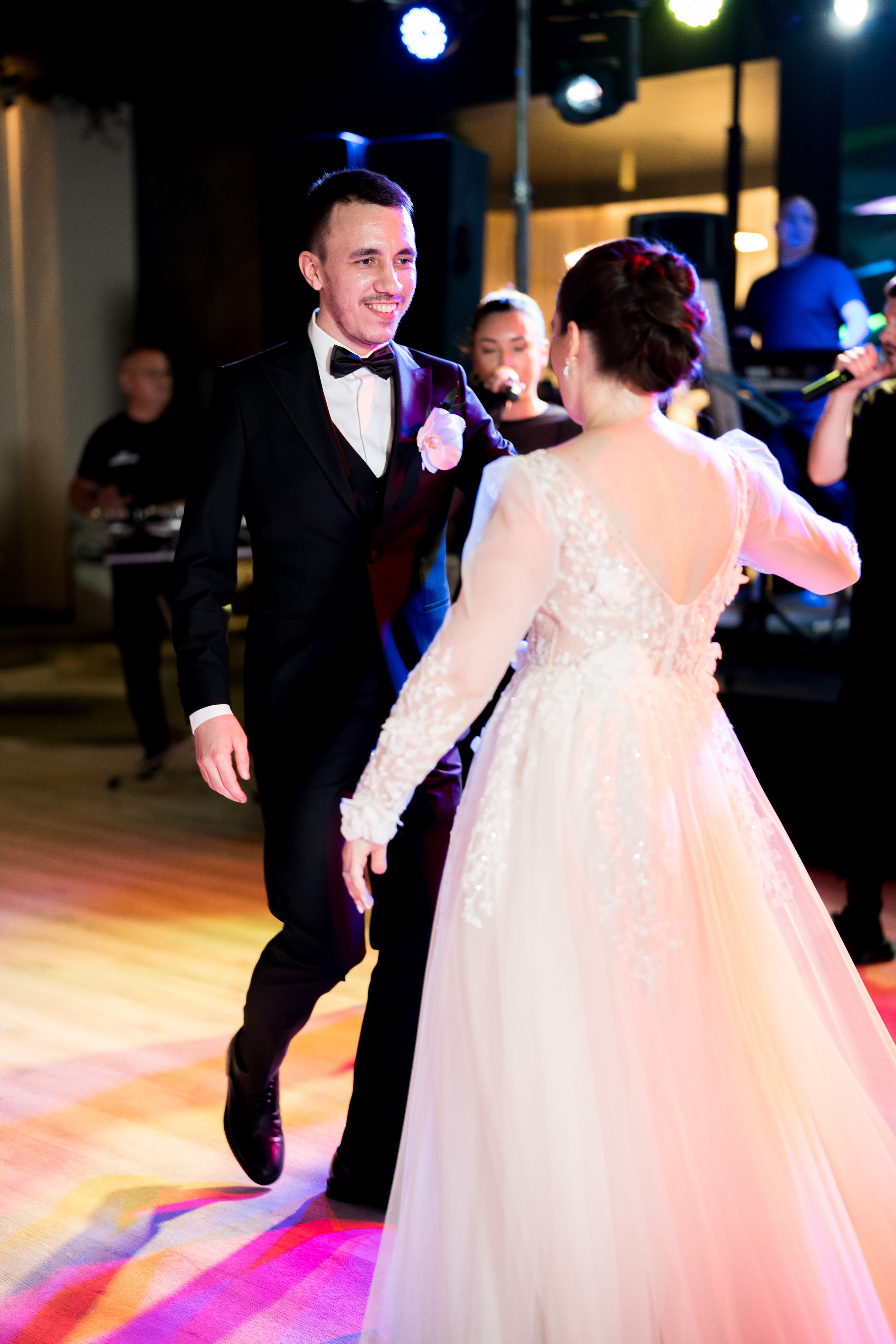 PARTY. Gabriel Florea — Fotograf nuntă București