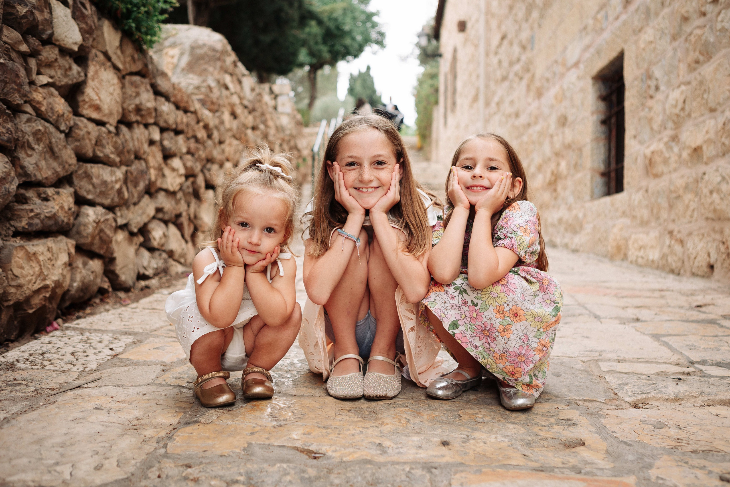 BIG FAMILY IN YAMIN MOSHE. Https://shi-photo.com/