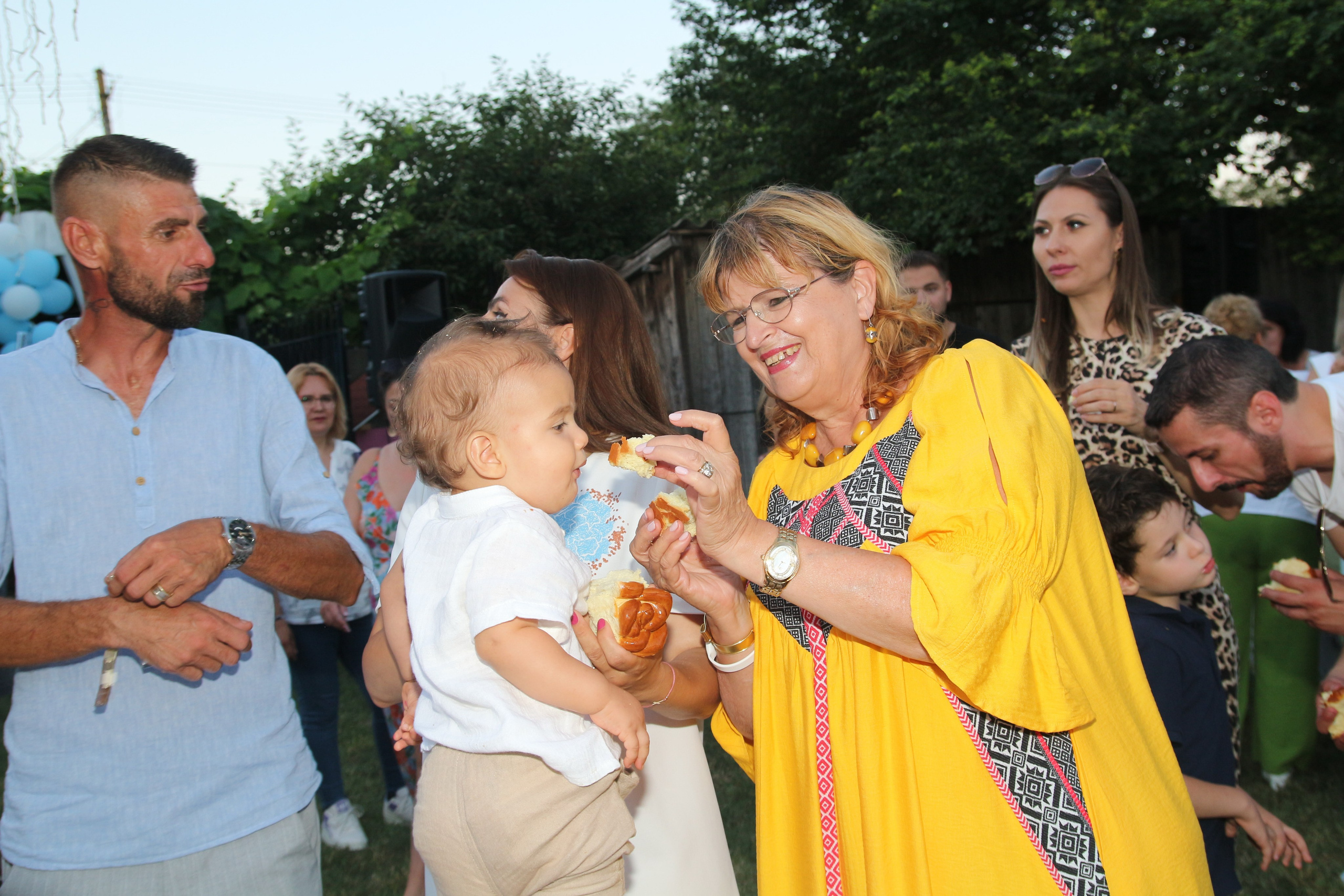 BYZO MEDIA. PETRU BYZO - family and children photographer in ROMANIA