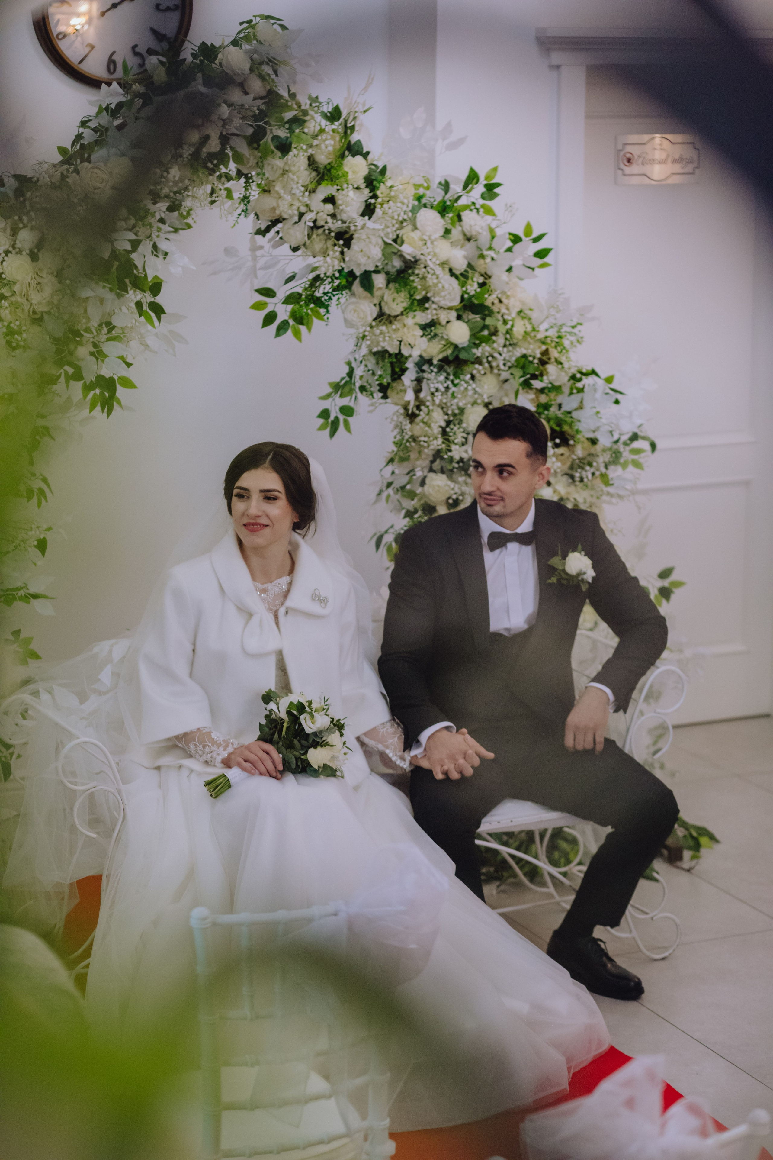 Adi & Angela. Wedding & couple photographer from Romania Rut Vetan