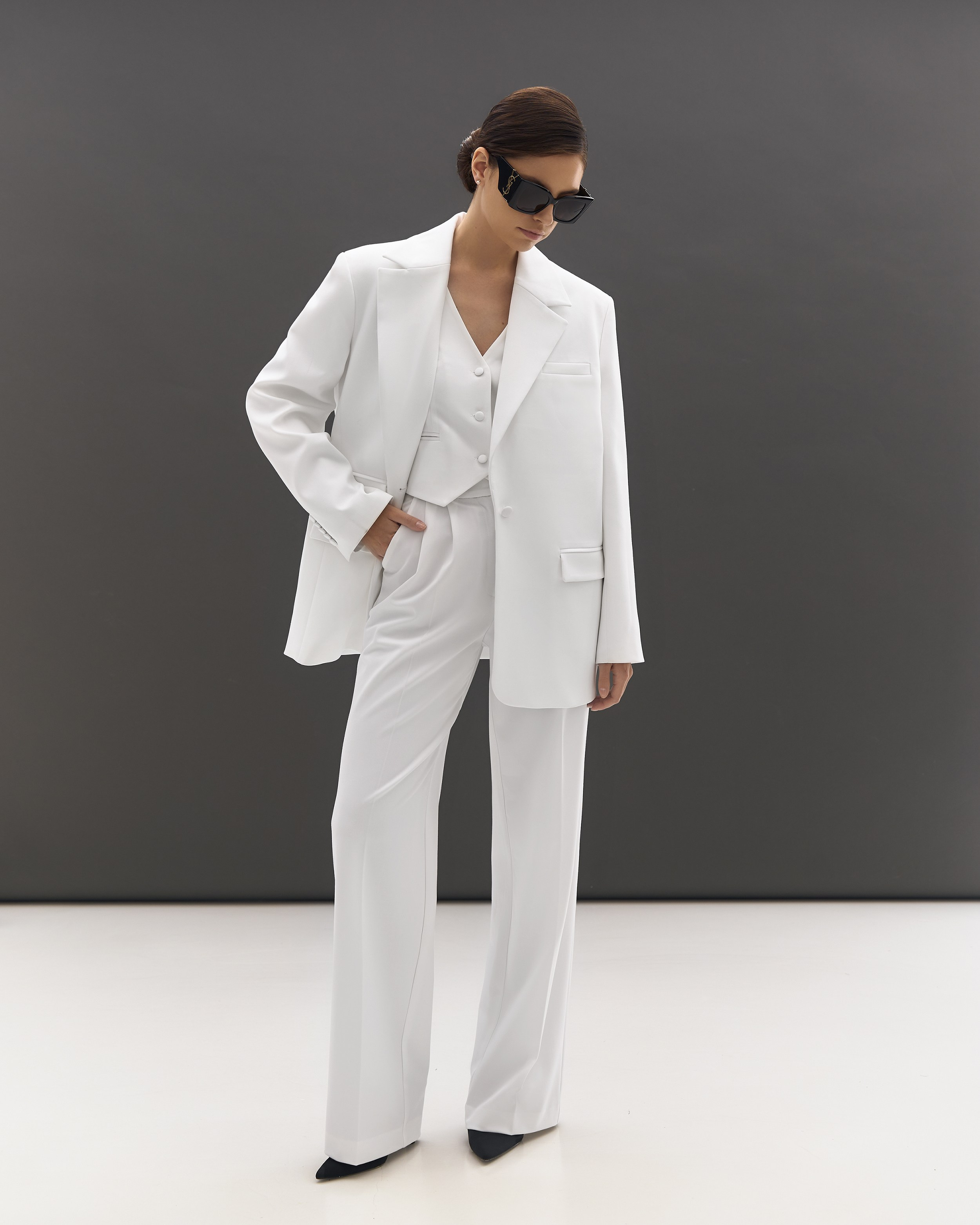 FASHION. Fashion and advertising photographer Alina Mikhalkovich Dubai