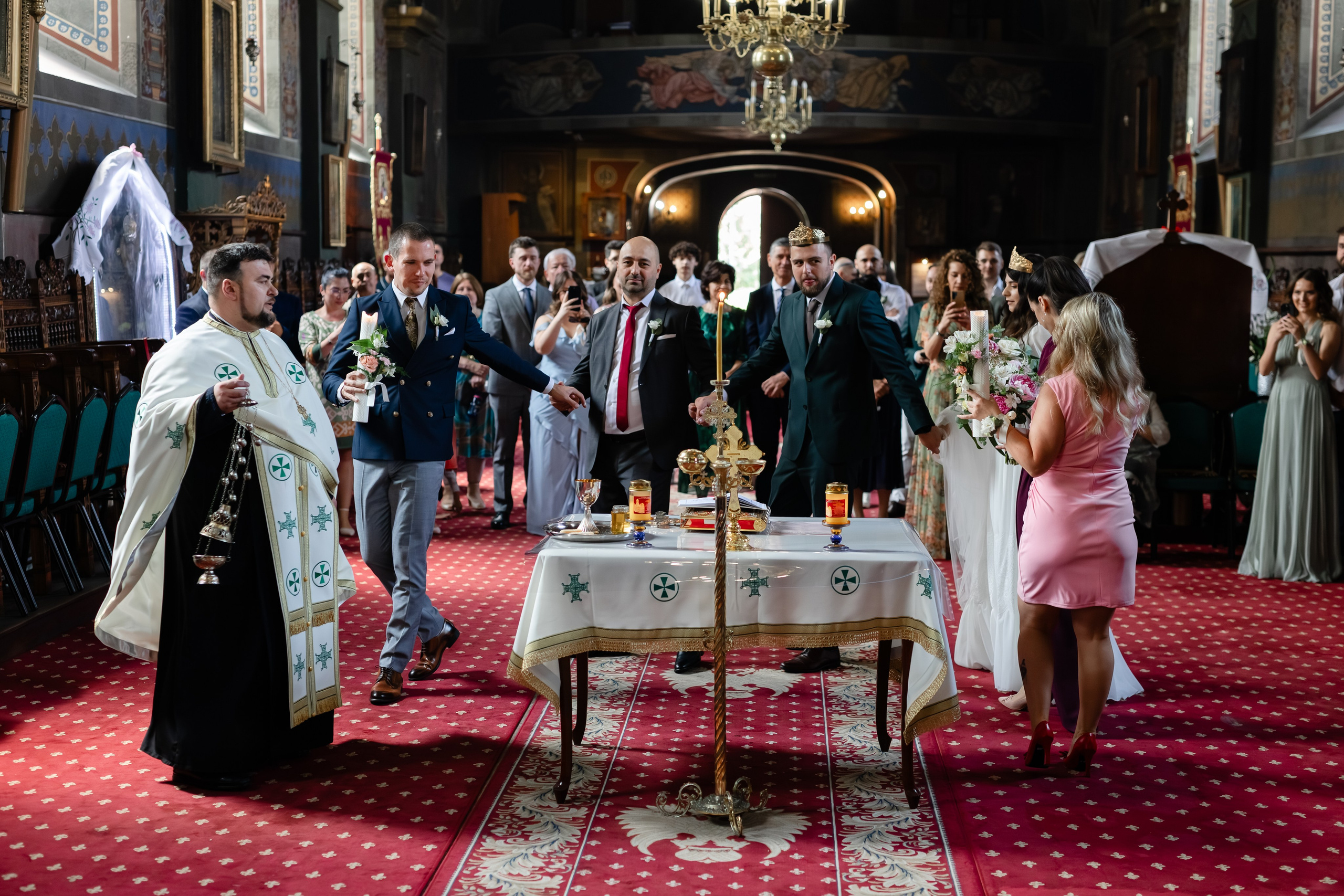 Flori & Cosmin. Main