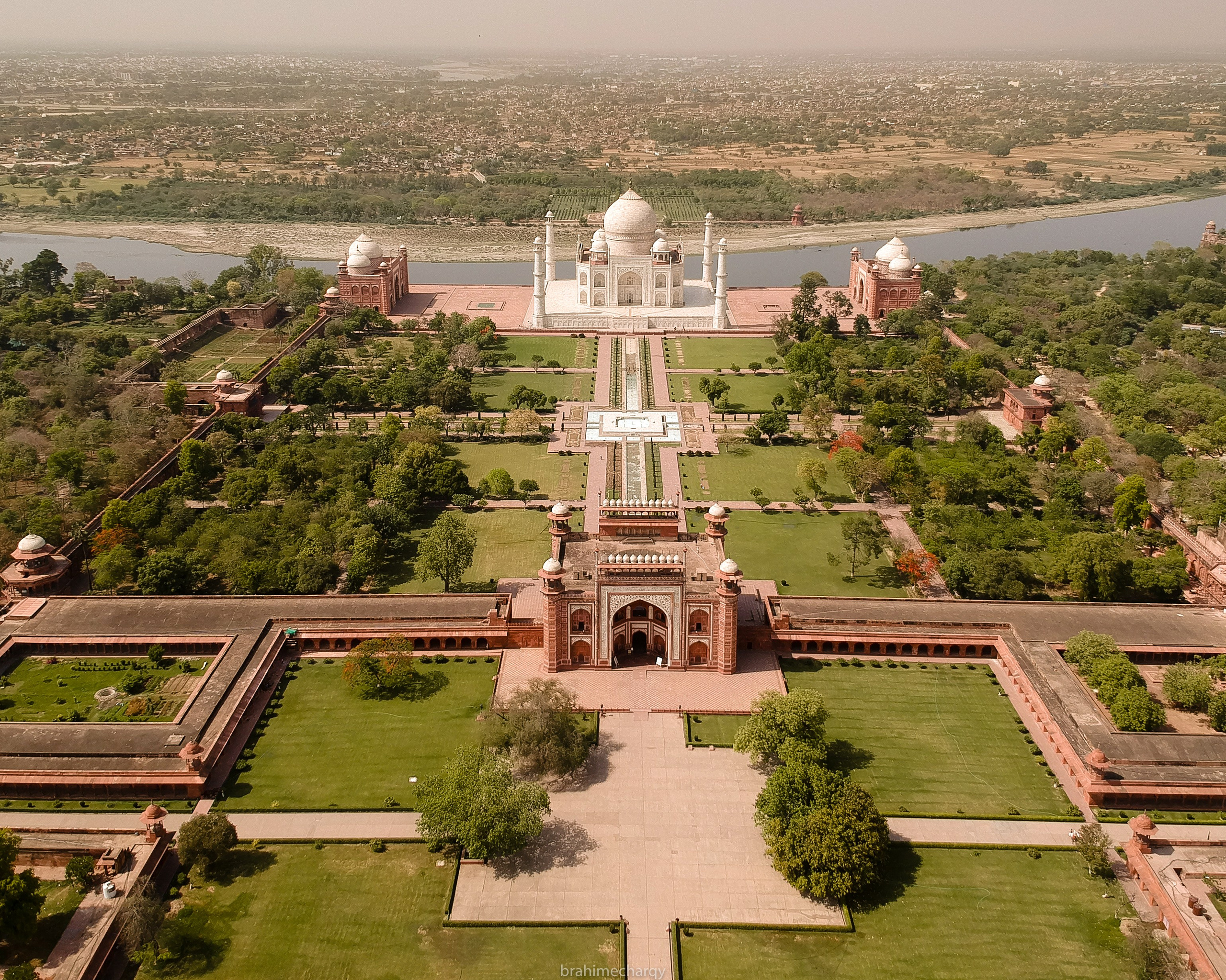 Фото. Брахим — фотограф