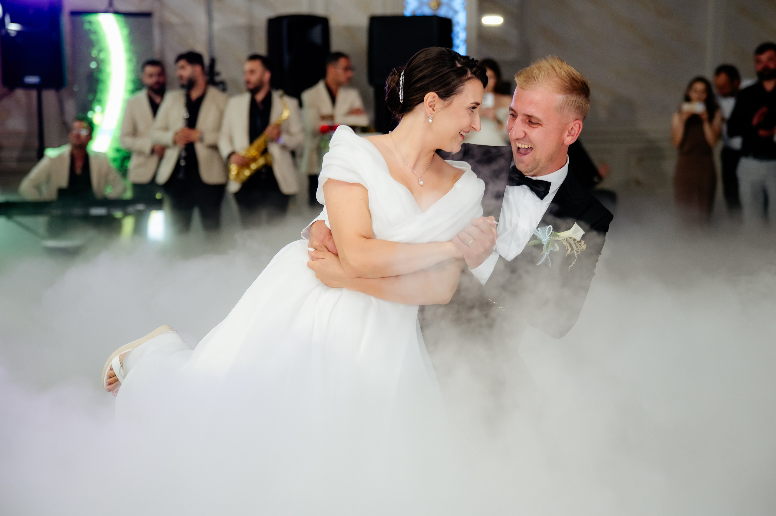 Albertina & Marius. Andrei Samuel – Fotograf București | Evenimente, Studio, Imobiliare, Produs