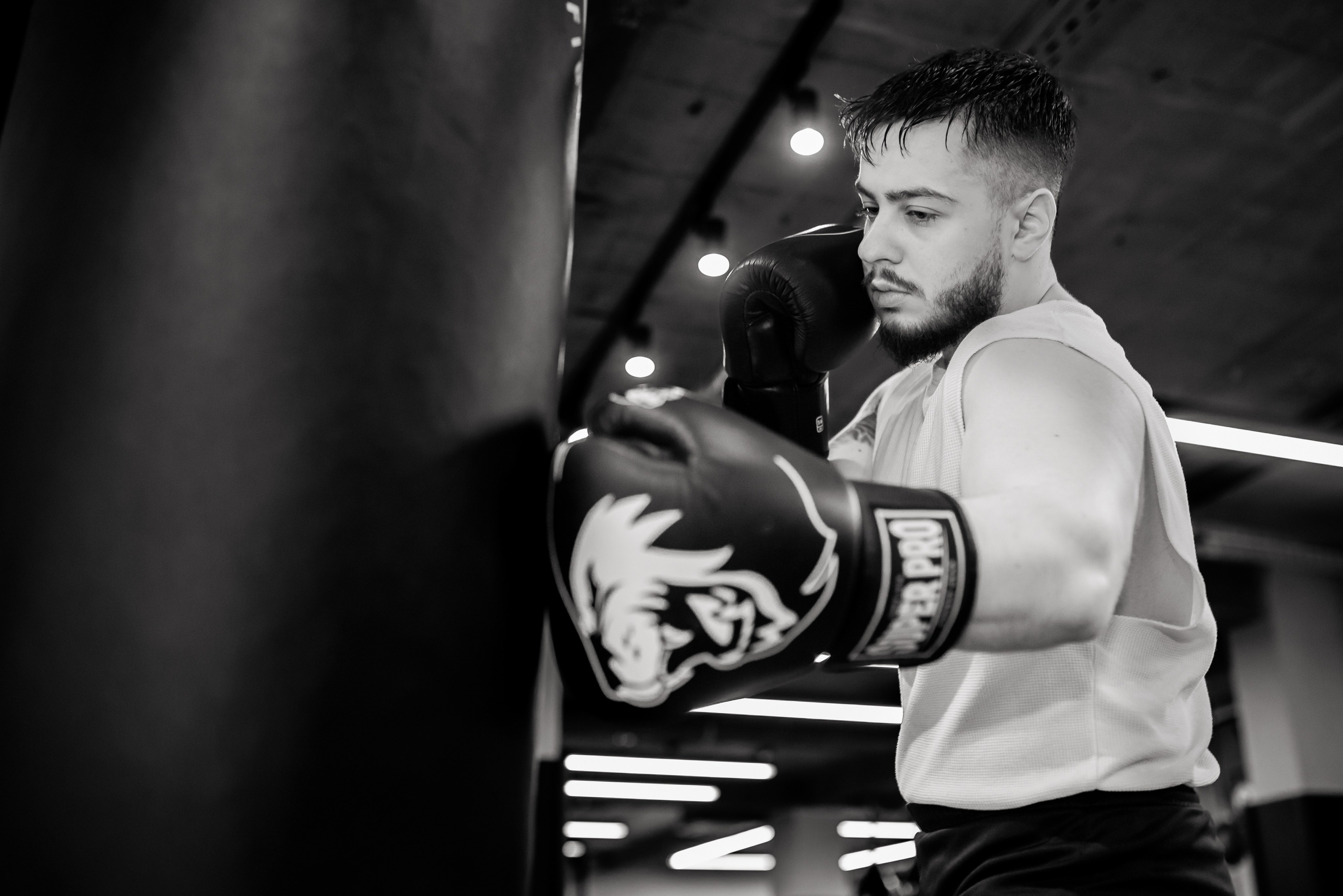 The Fighter - Benny Fight Academy. Andrei Samuel – Fotograf București | Evenimente, Studio, Imobiliare, Produs