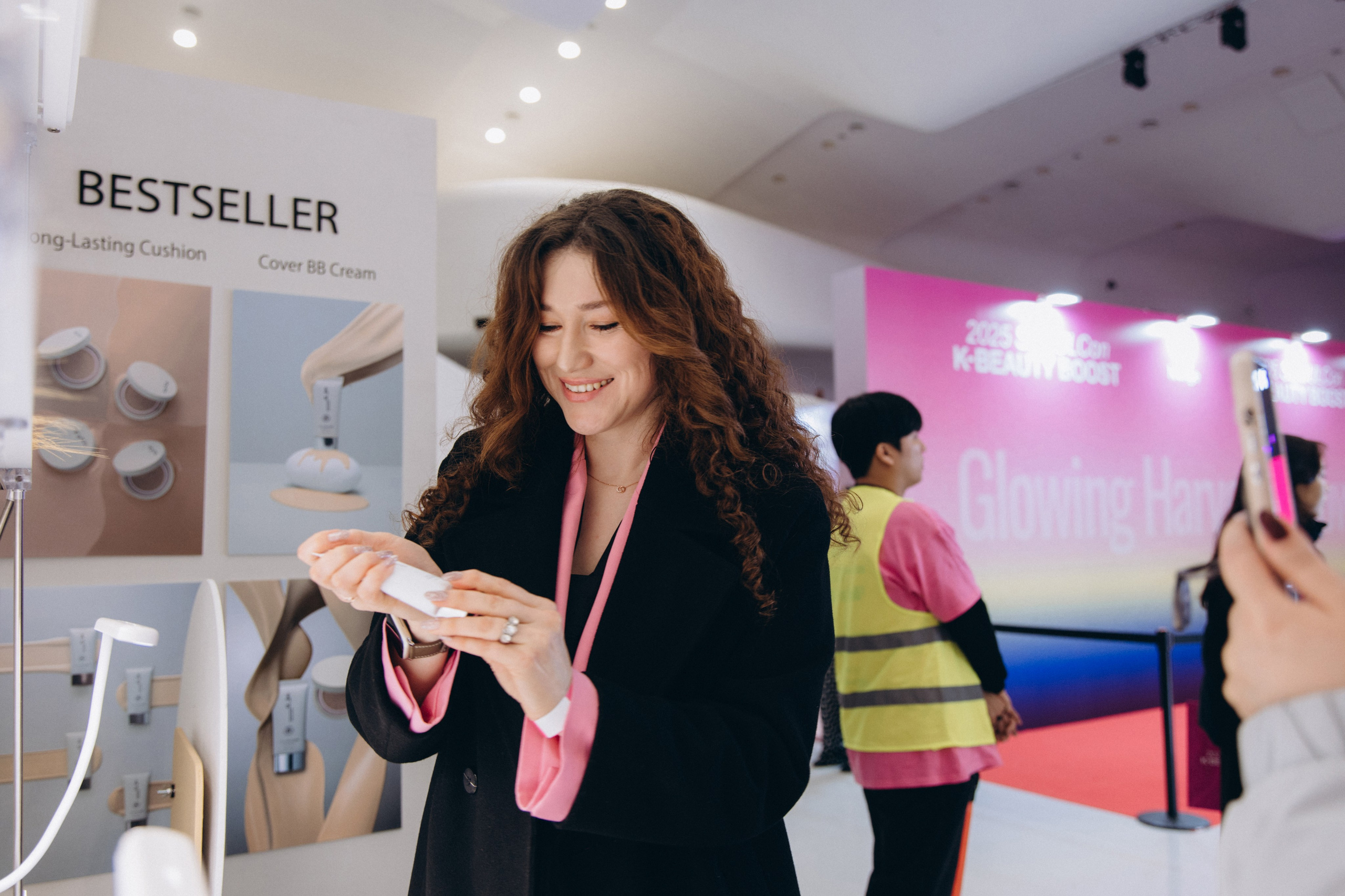 Seoul beauty expo 2025 (Black Rice). Portrait photographer in South Korea Olga Lian