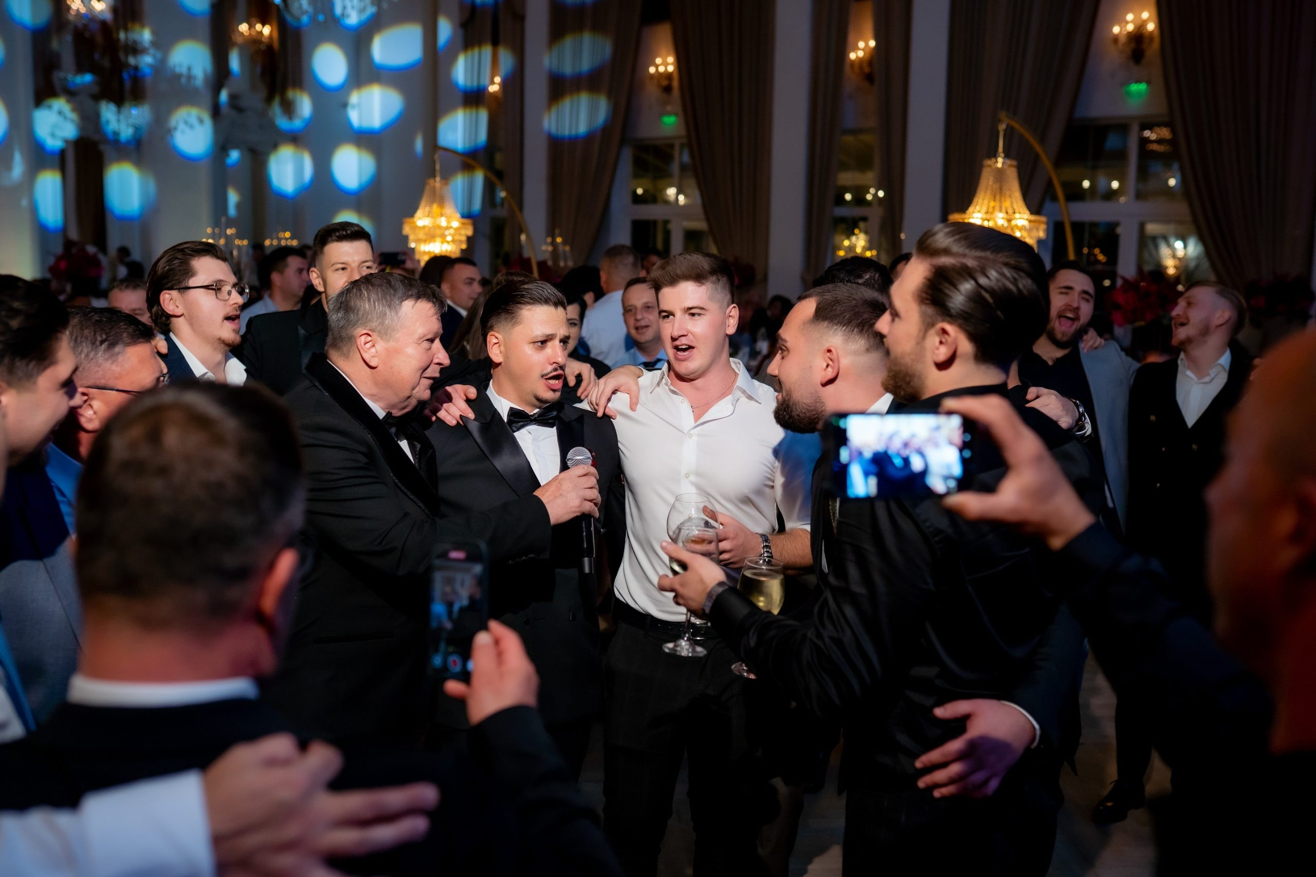 Razvan & Denisa — Ziua nuntii. Mark Fazakas — Wedding Photographer