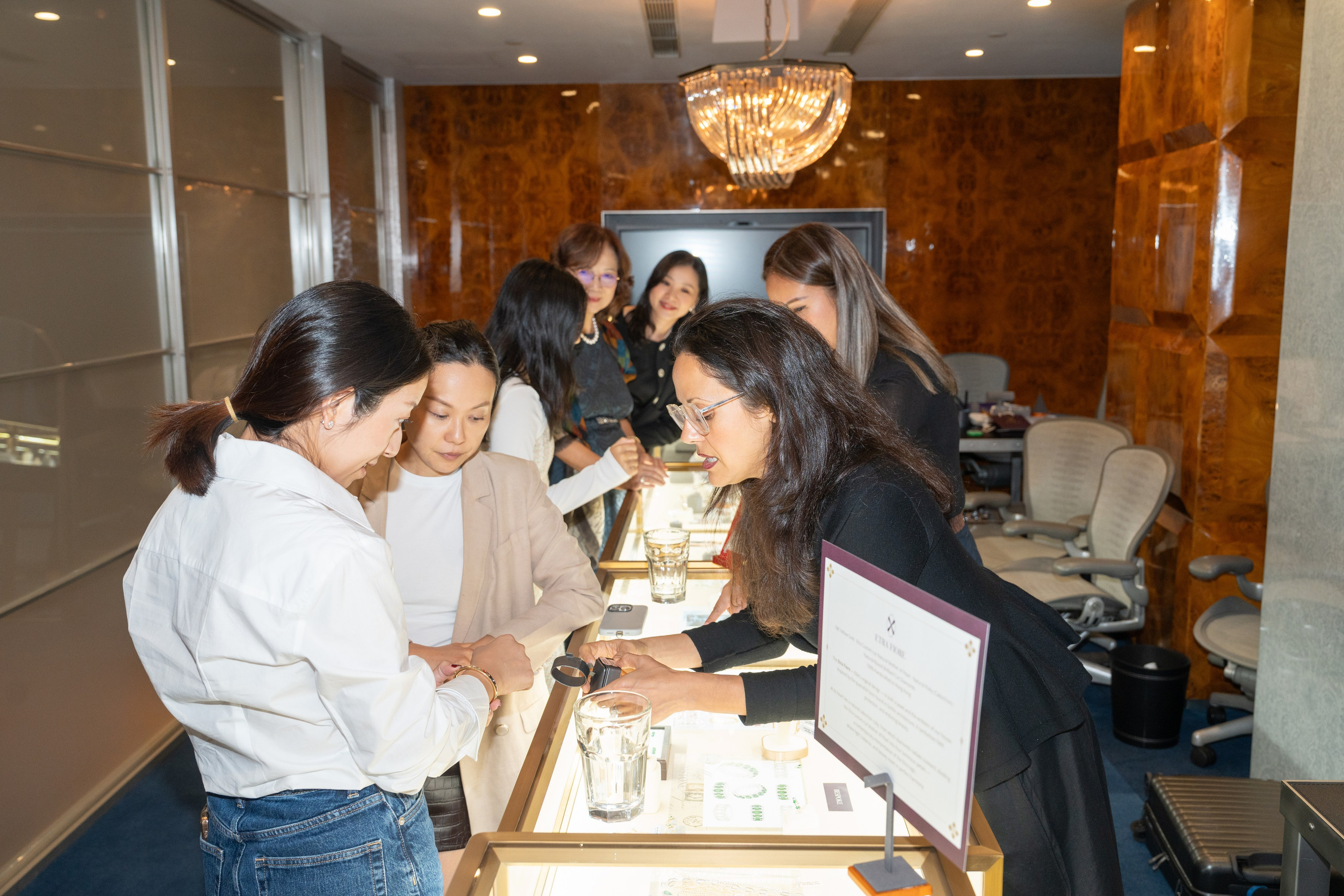 ETRA JEWELLERY. ФОТОГРАФ В ГОНКОНГЕ (СВАДЬБЫ, FASHION, СЕМЕЙНЫЕ, МЕРОПРИЯТИЯ, ФОТОПРОГУЛКИ)