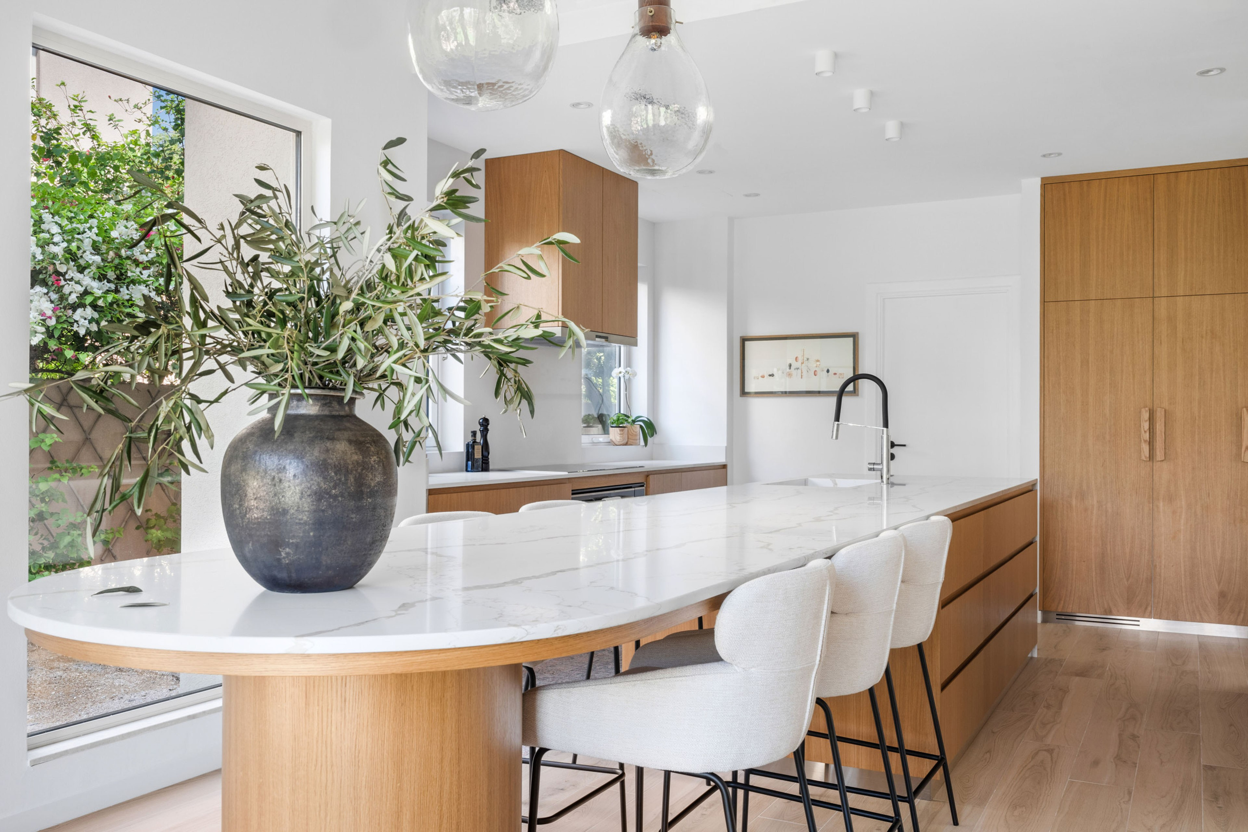 Interior & Architectural & Real Estate Photography in Dubai. Vitalii Honiukov | Photography production based in Dubai, UAE