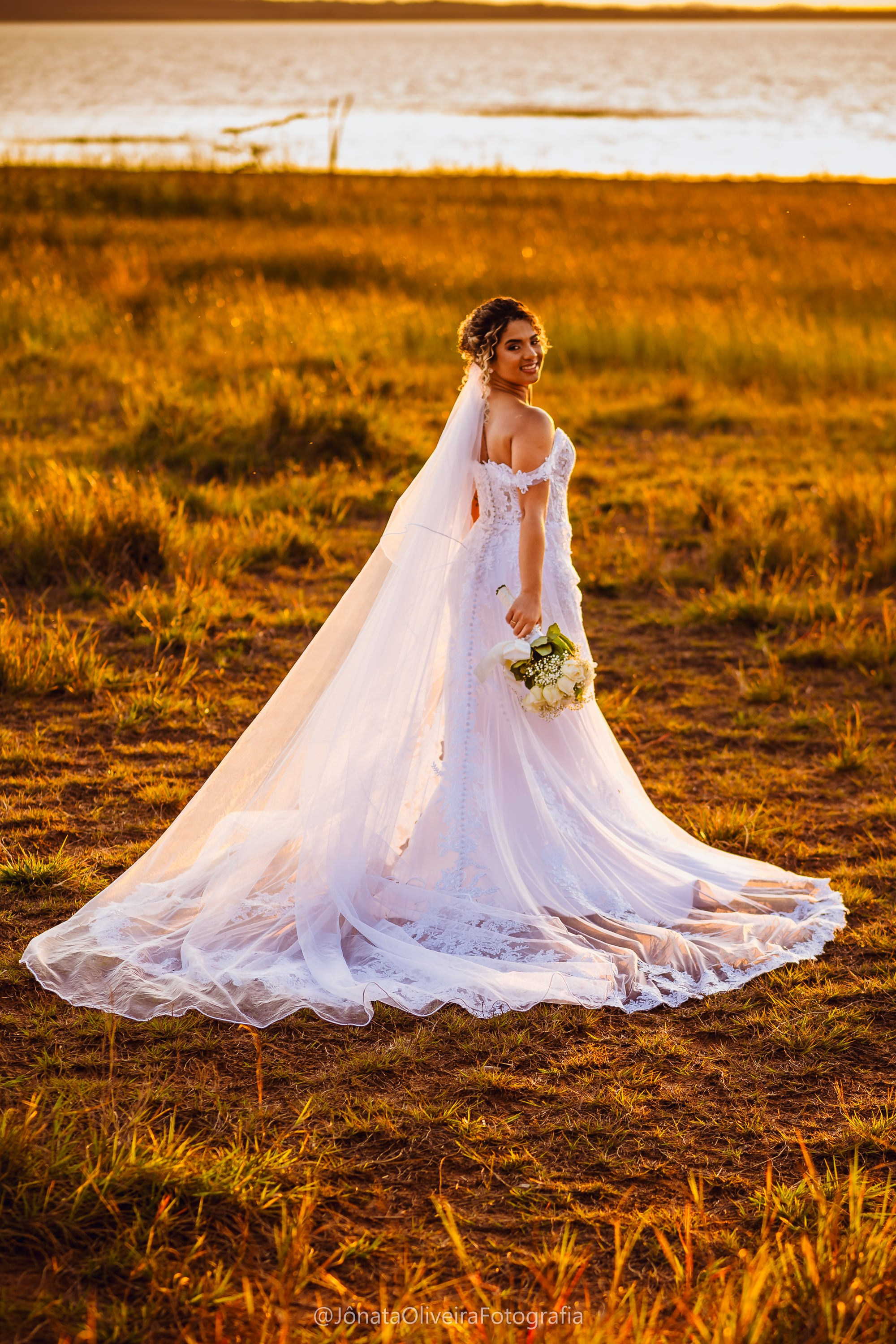 Vestido de noiva making of da noiva. Fotografia de casamentos e ensaios em avaré Jônata Oliveira