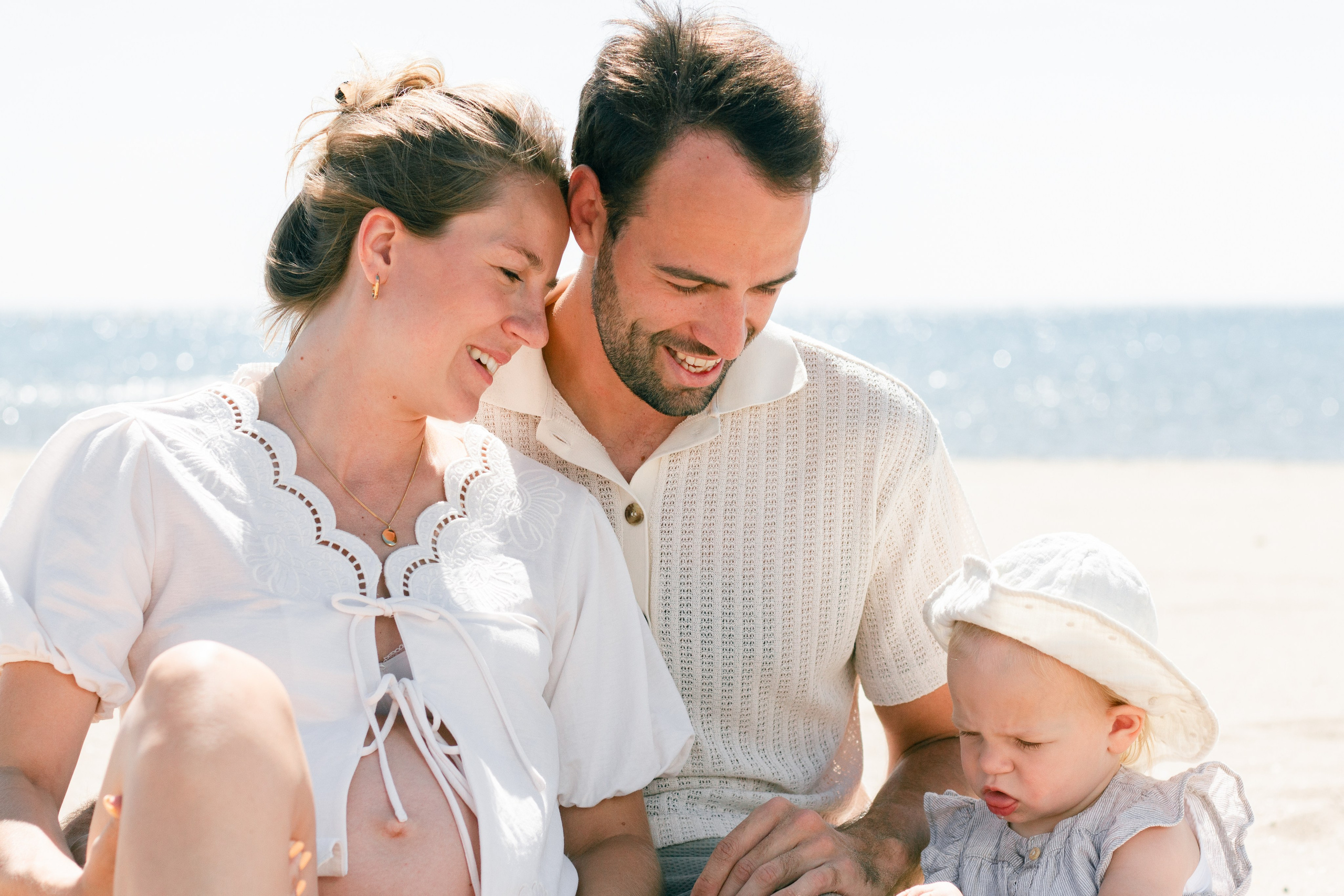 Elise et sa famille. Studio photo « Partage ton bonheur » – Photographe famille près de Châtellerault, Poitiers et Tours