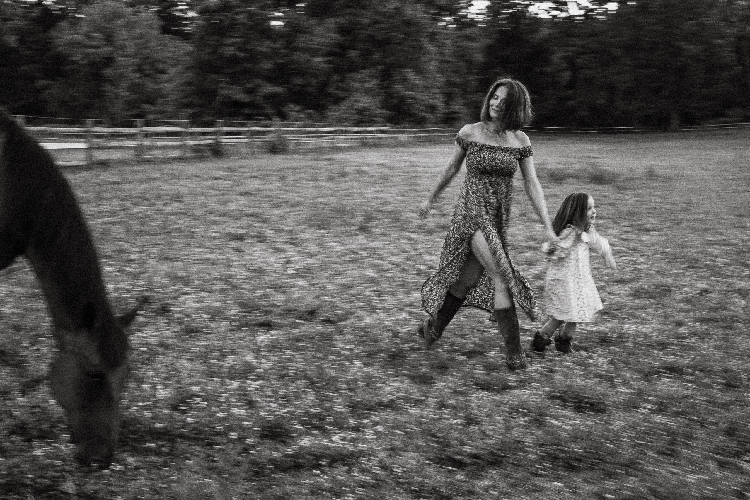 Marina&Teya. Horses. Alisa Tant — Family and newborn photographer Bucks County, Montgomery county, Philadelphia, NJ