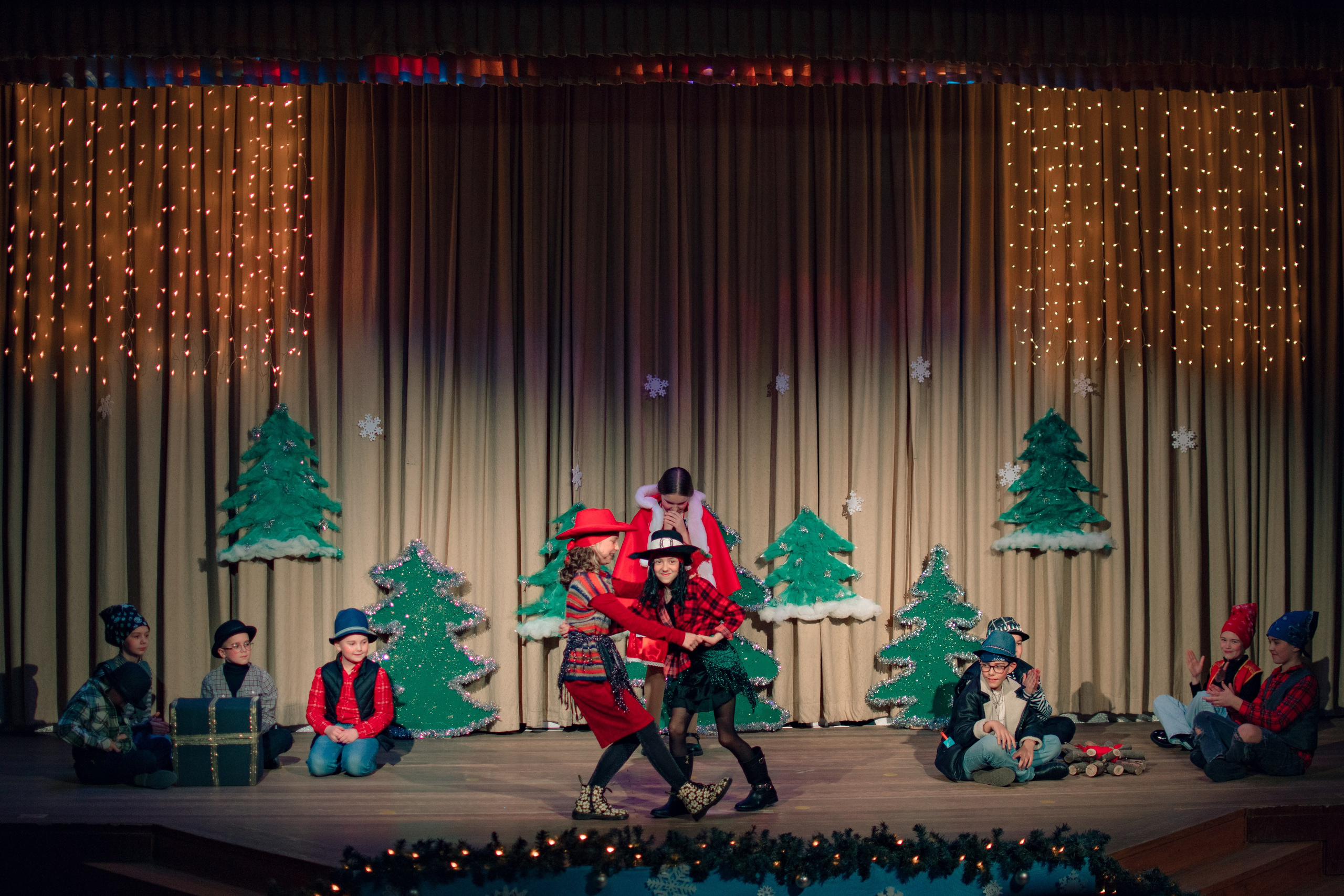 Театральная студия. Семейный и детский фотограф