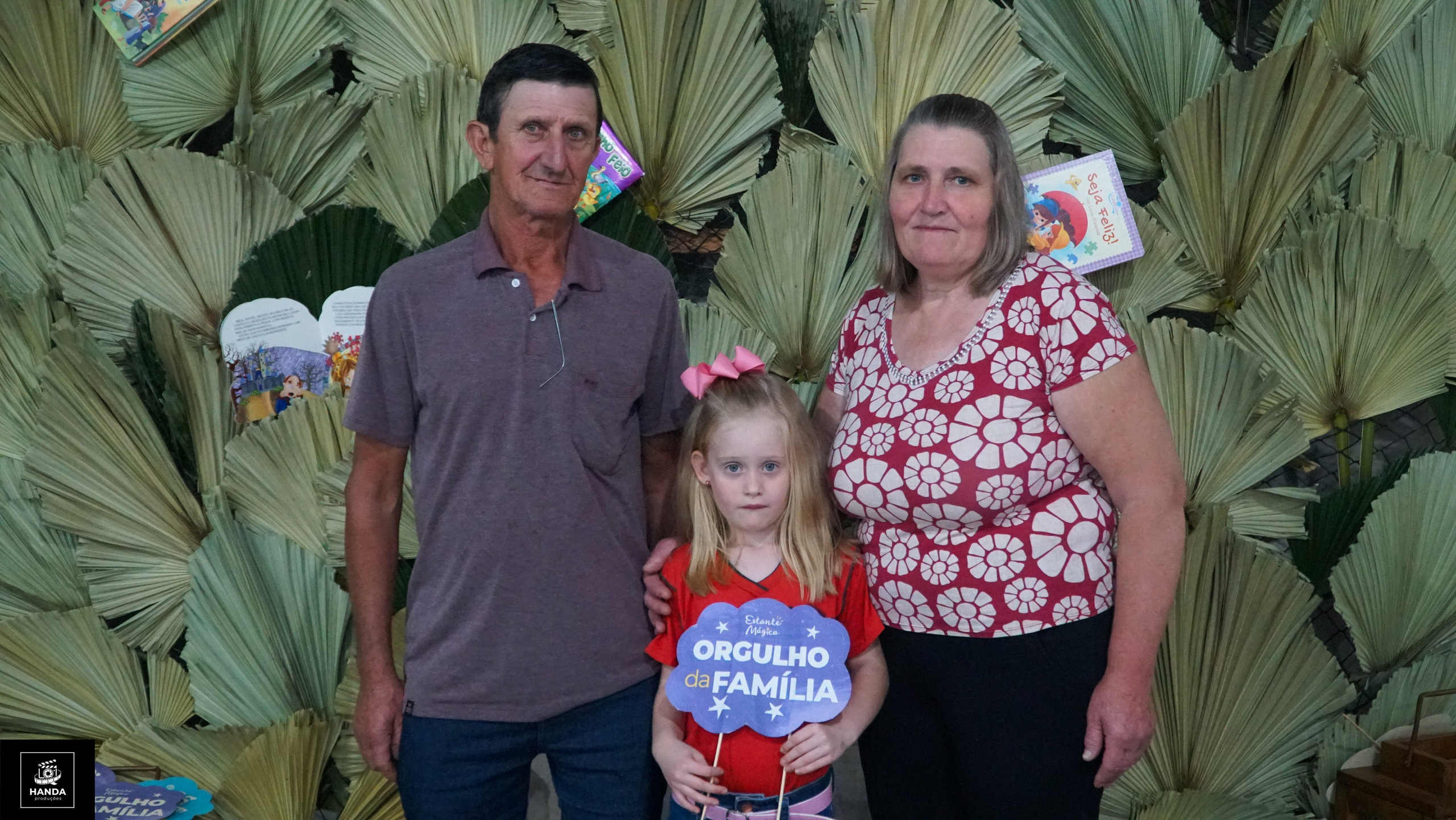 Noite autógrafos colégio Aurélio Buarque de Holanda. Handa Produções