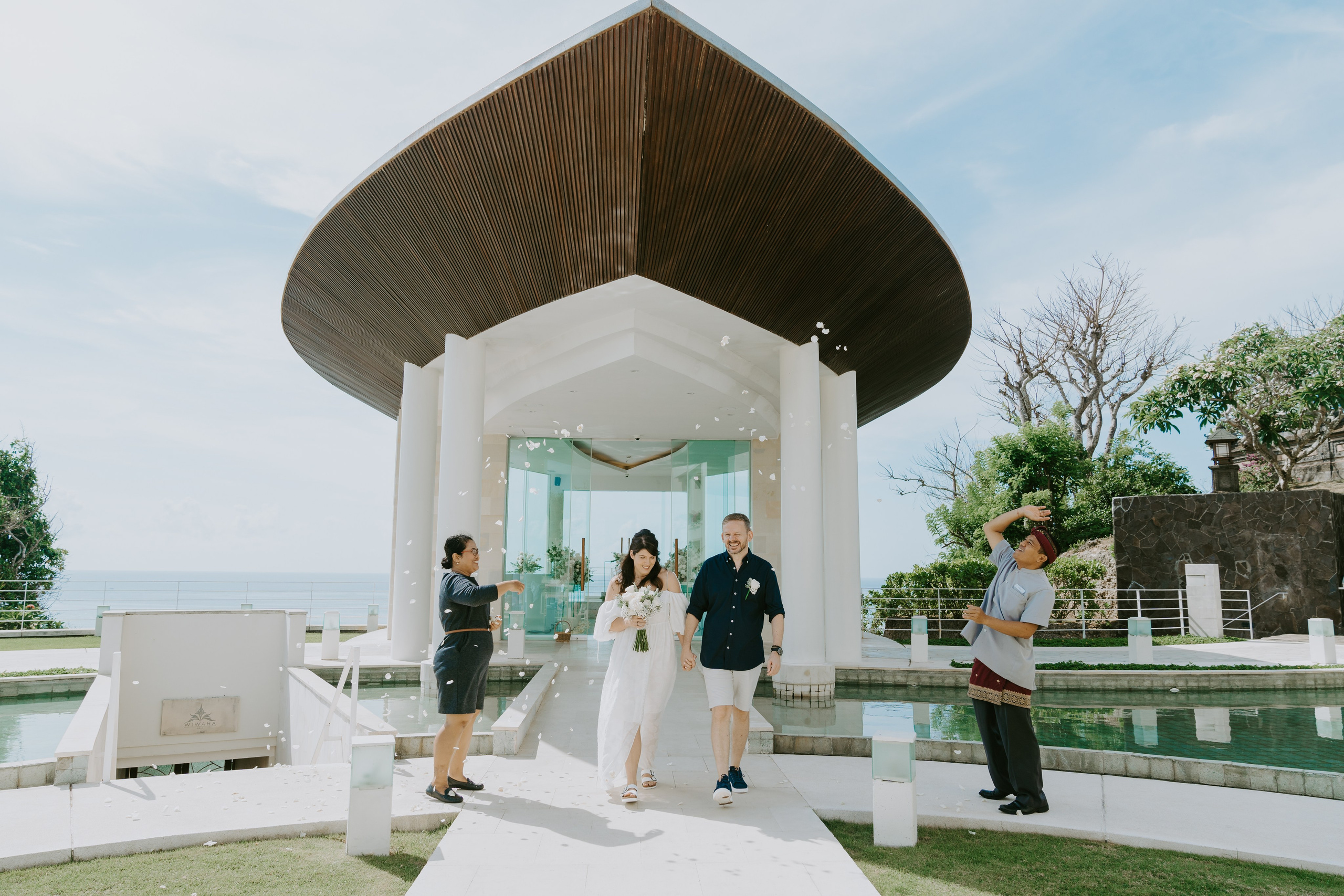BOGLARKA & STEFFAN. Female Photographer in Bali
